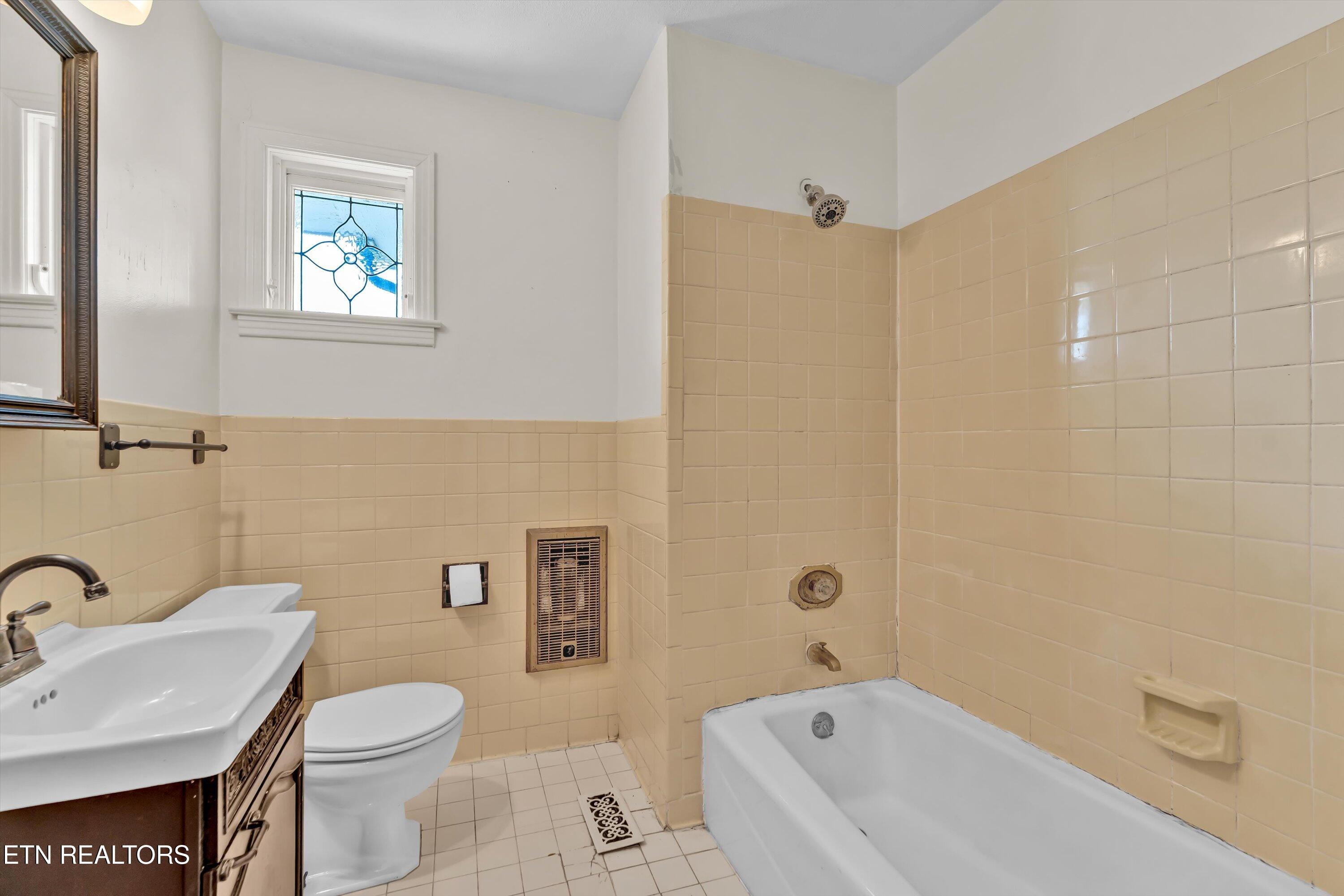 5819 Holston Hills Rd Property Photo 13