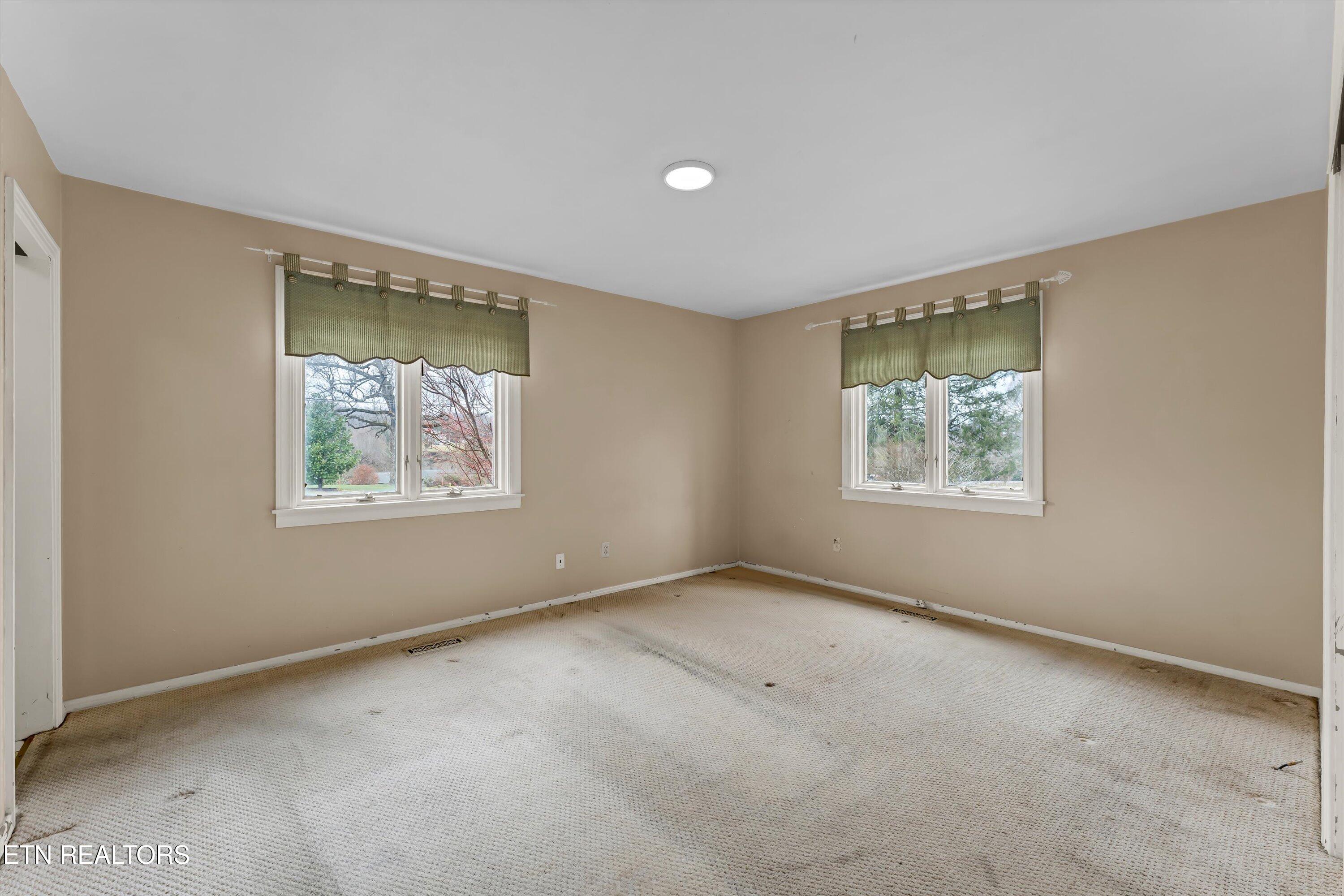 5819 Holston Hills Rd Property Photo 16