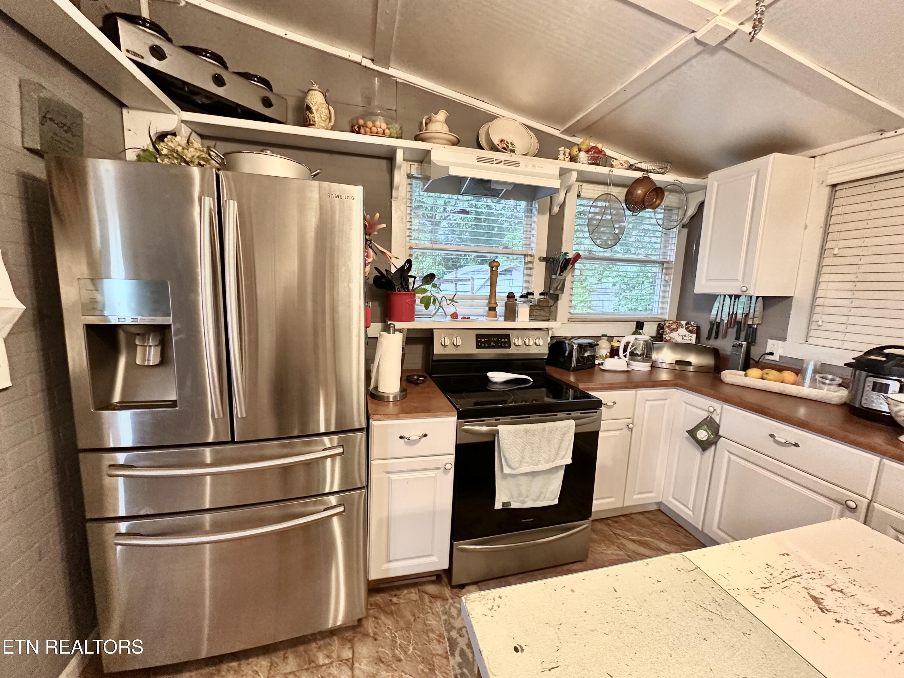 3855 Catewright Rd Property Photo 20