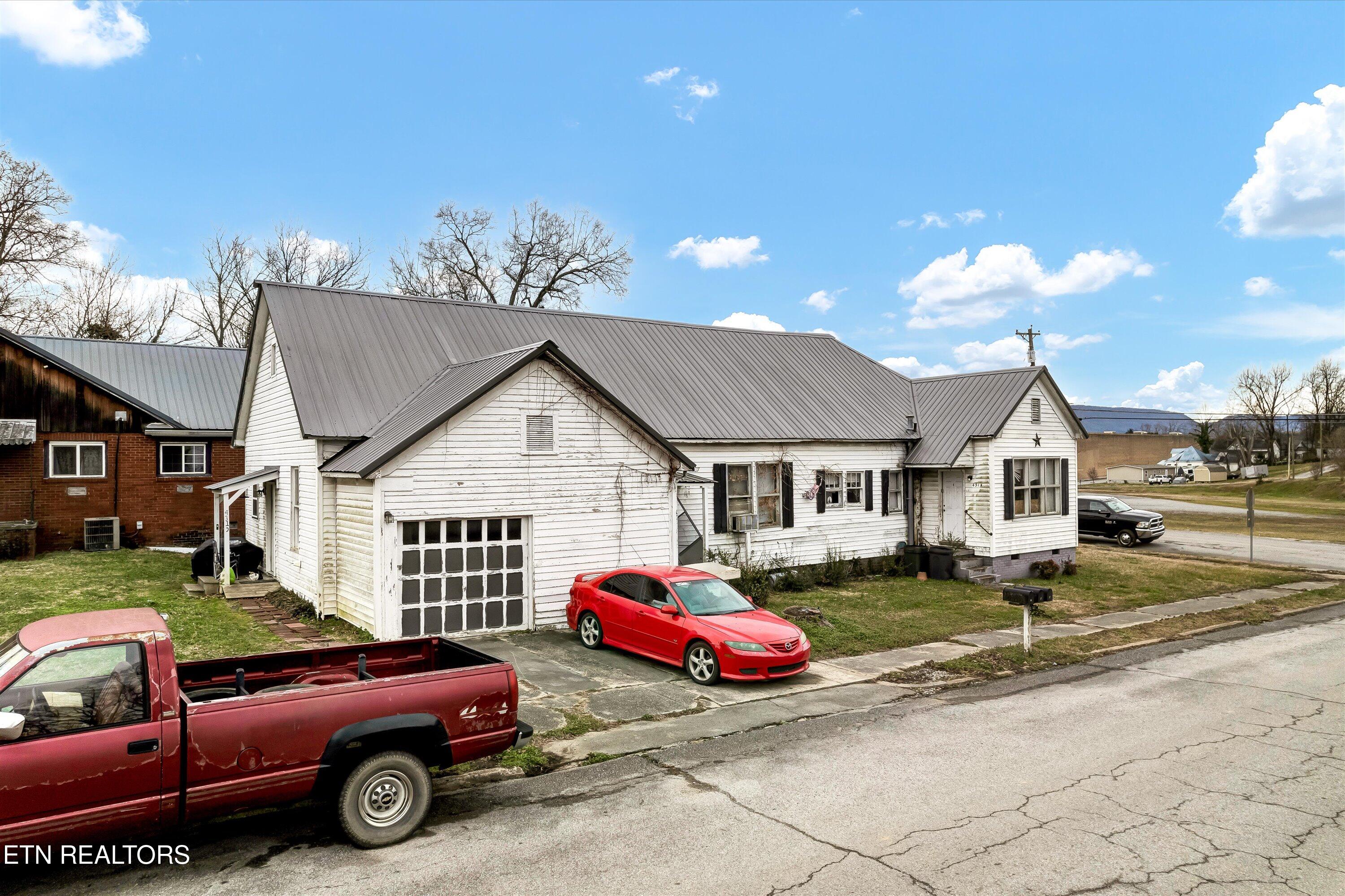 431 Pennsylvania Ave Property Photo