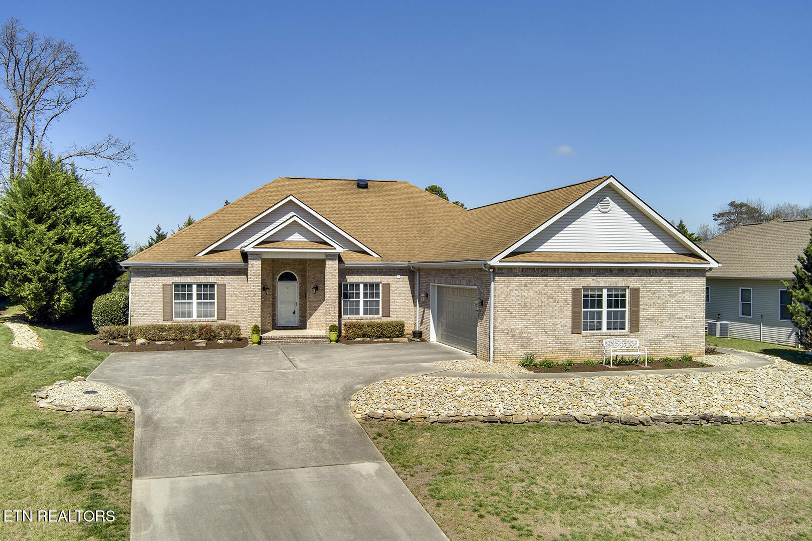 124 Santee Way Property Photo