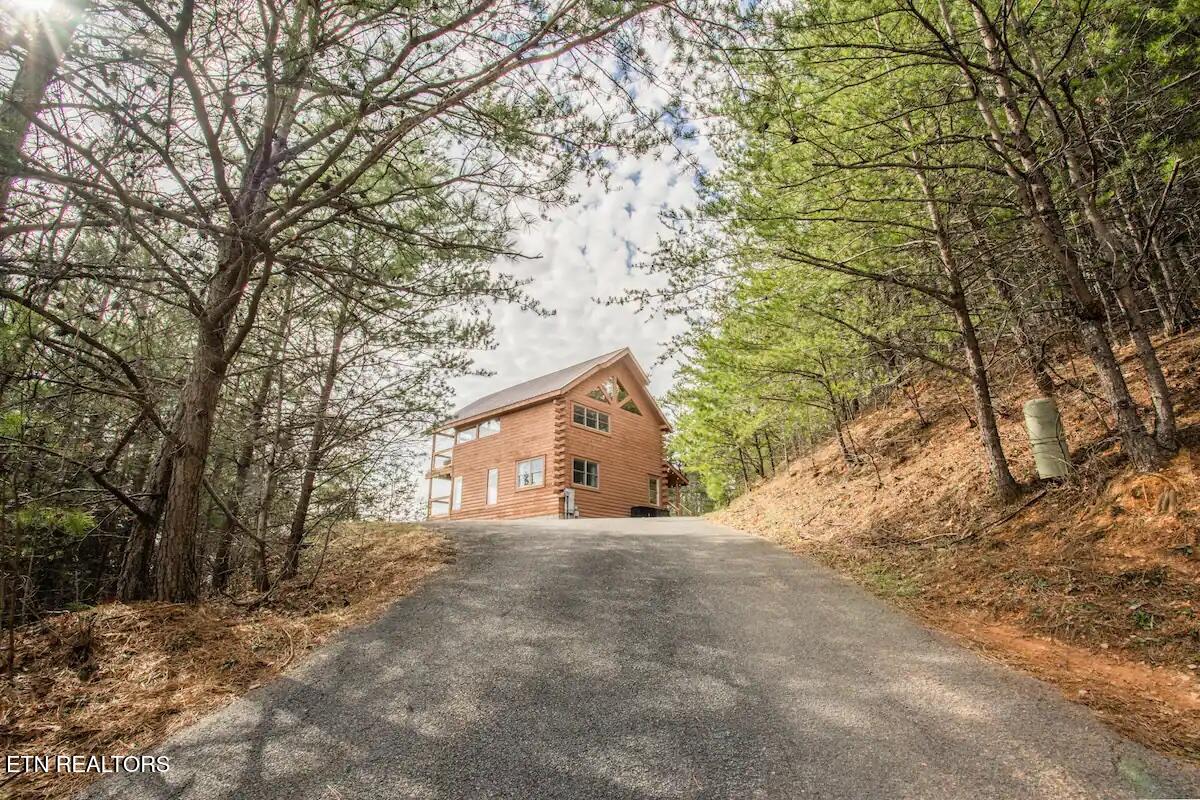 4529 Stackstone Rd Property Photo