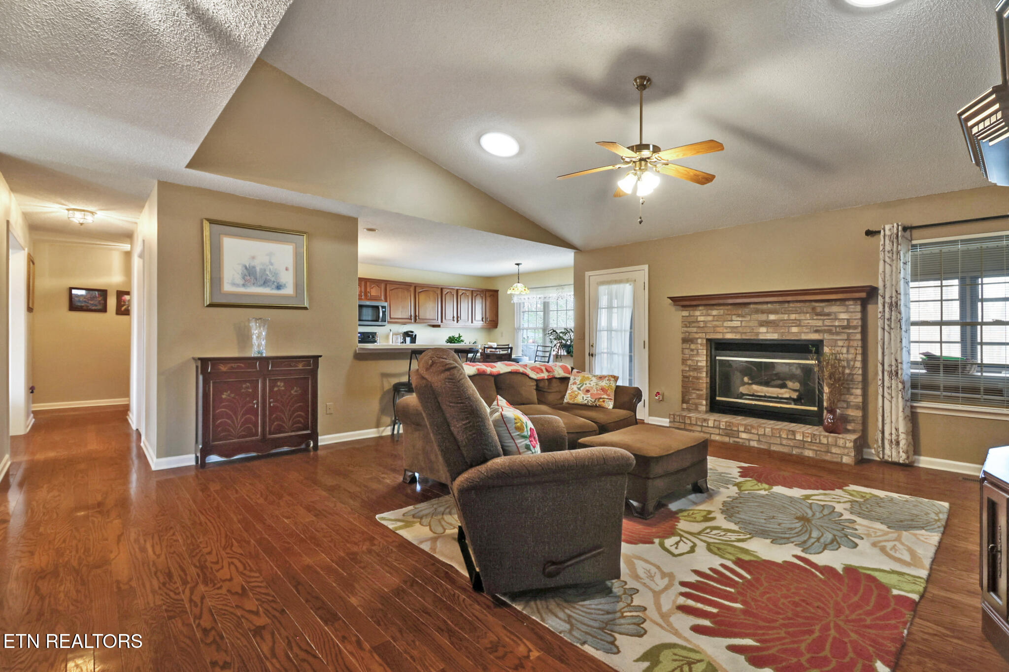116 Huntington Drive Property Photo 6