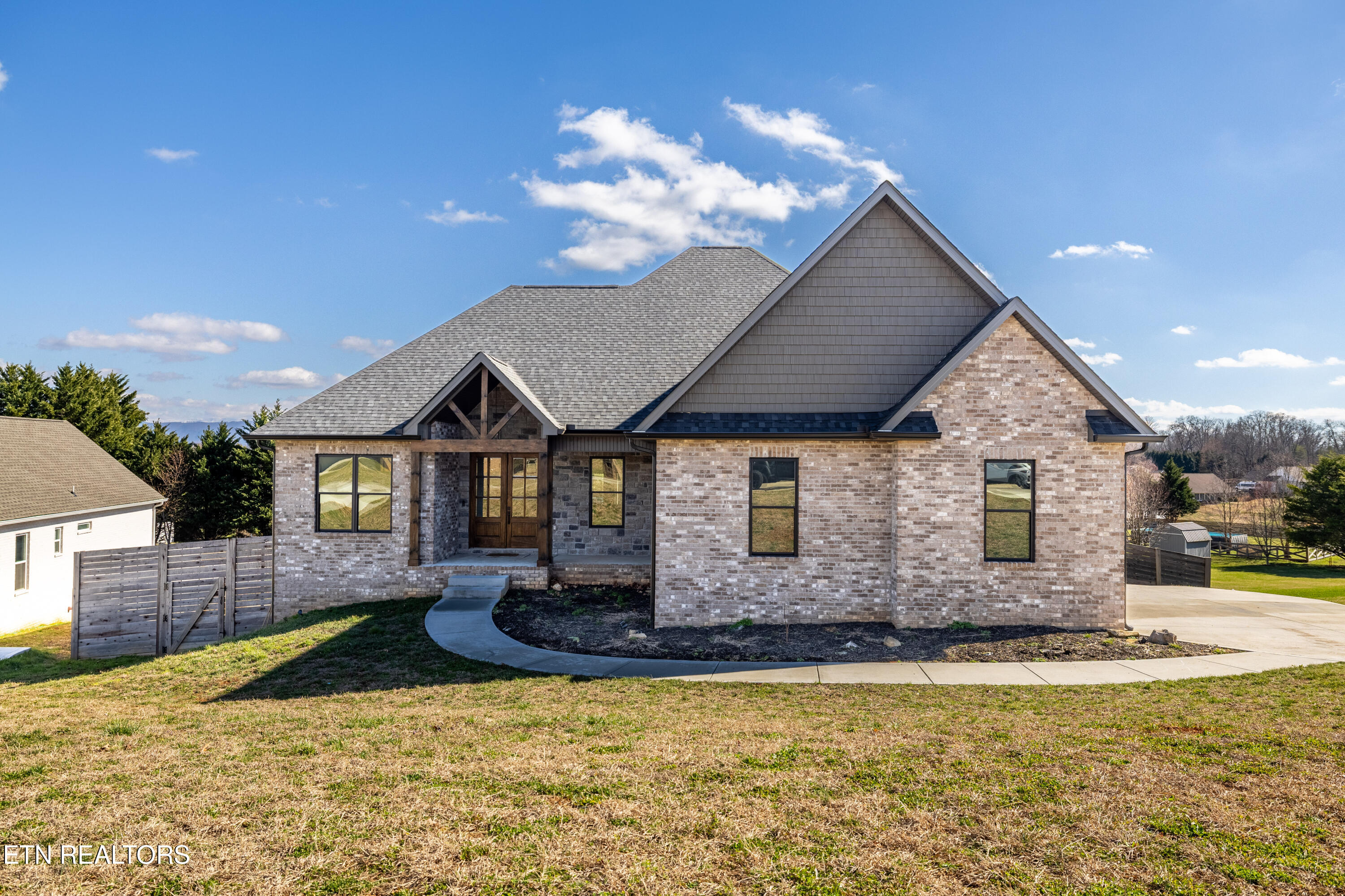 1216 Houston Springs Rd Property Photo