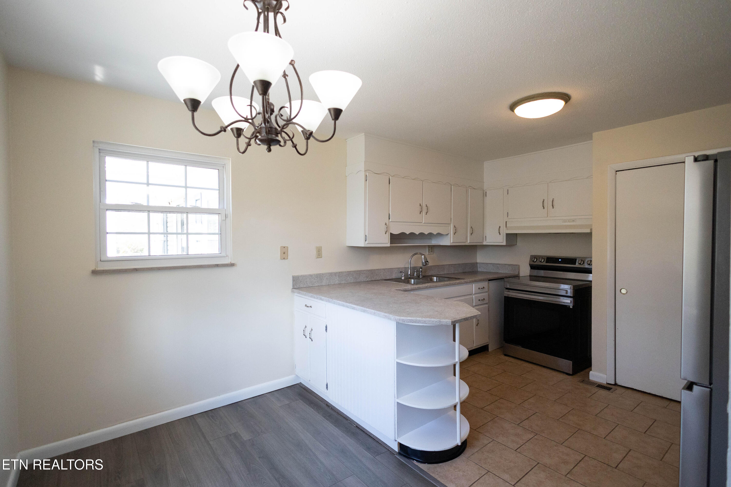 3005 Conner Drive Property Photo 4