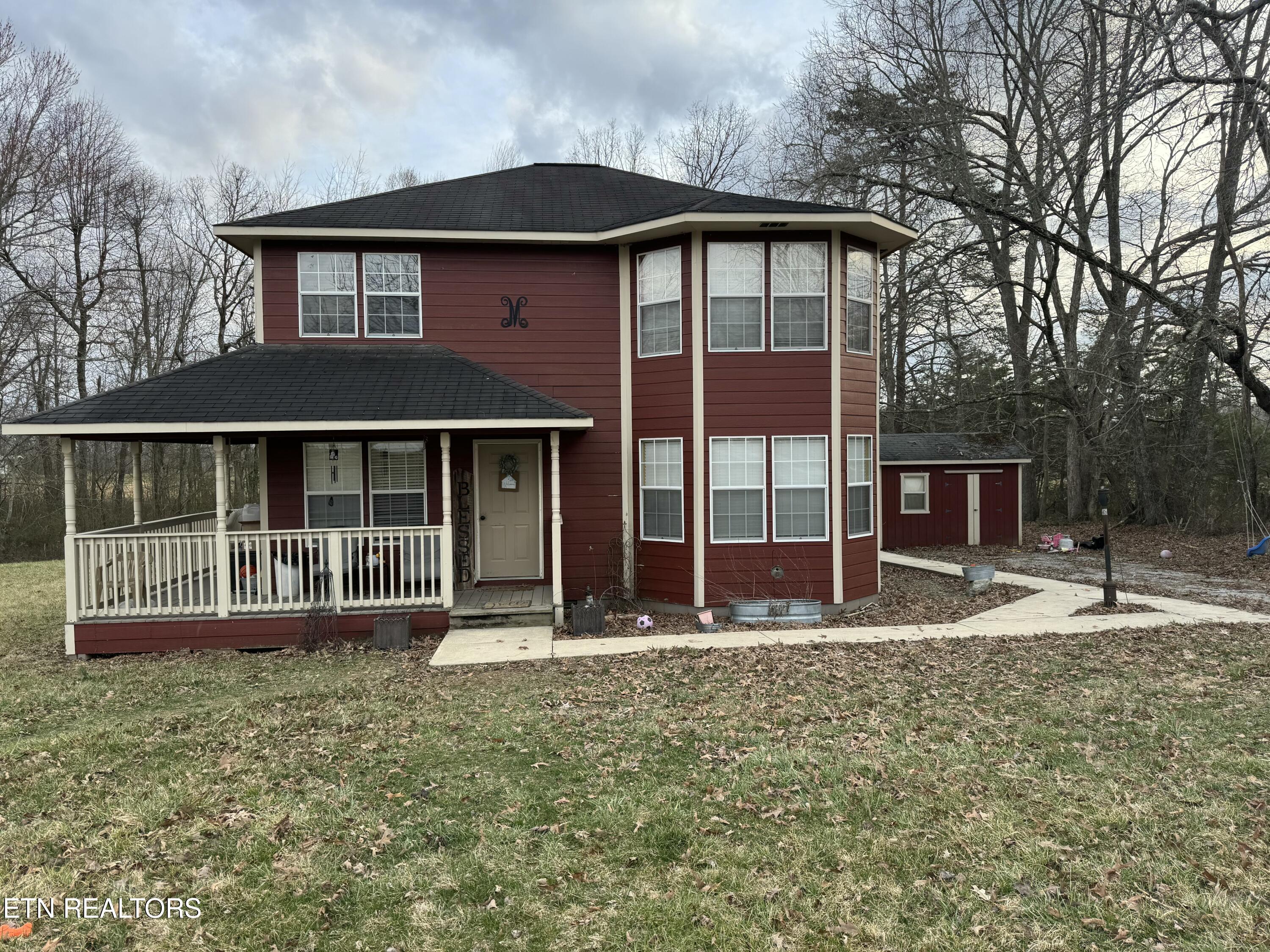 422 Deer Lodge Hwy. Property Photo