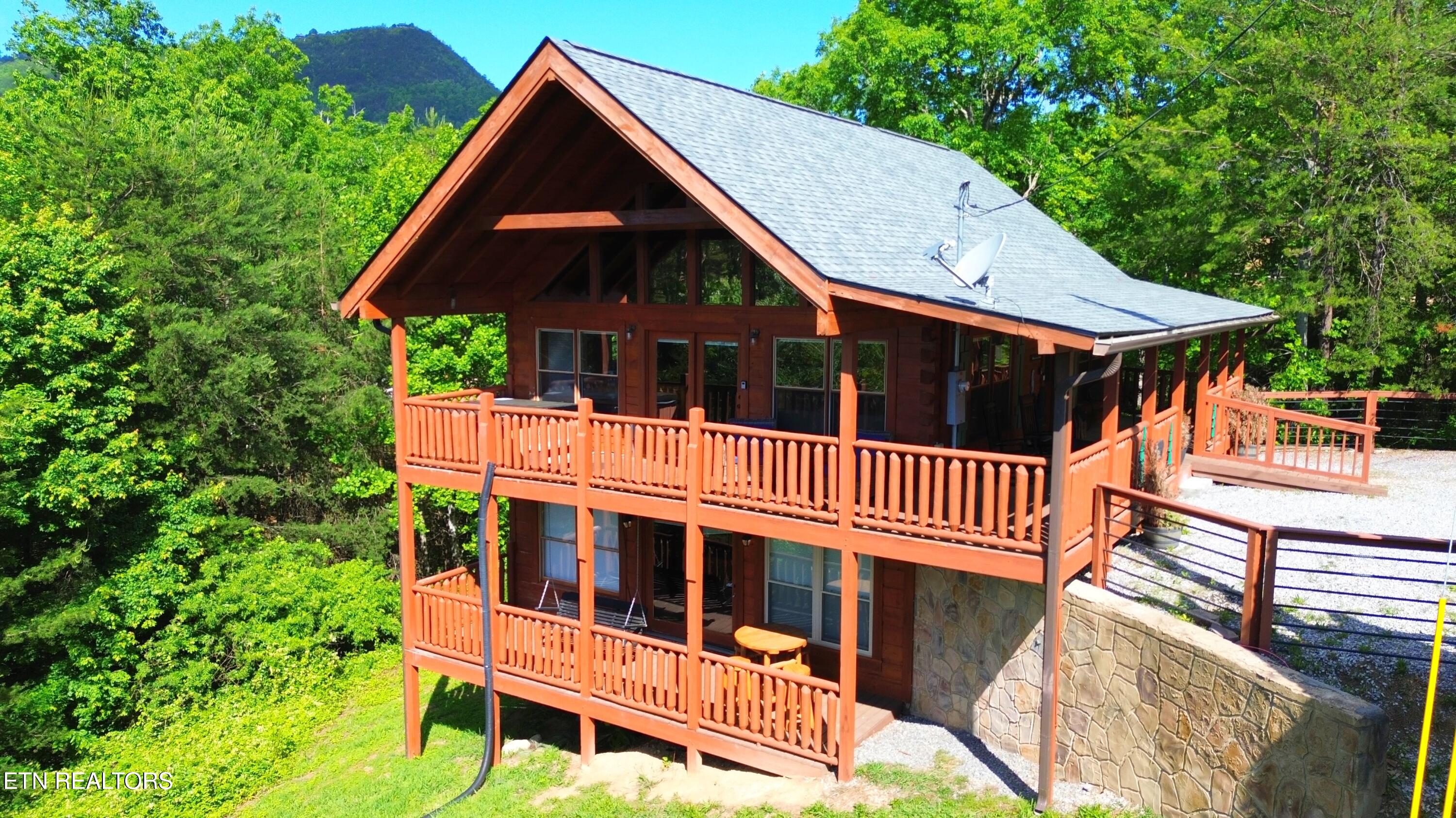Bluff Mountain Acres Real Estate Listings Main Image