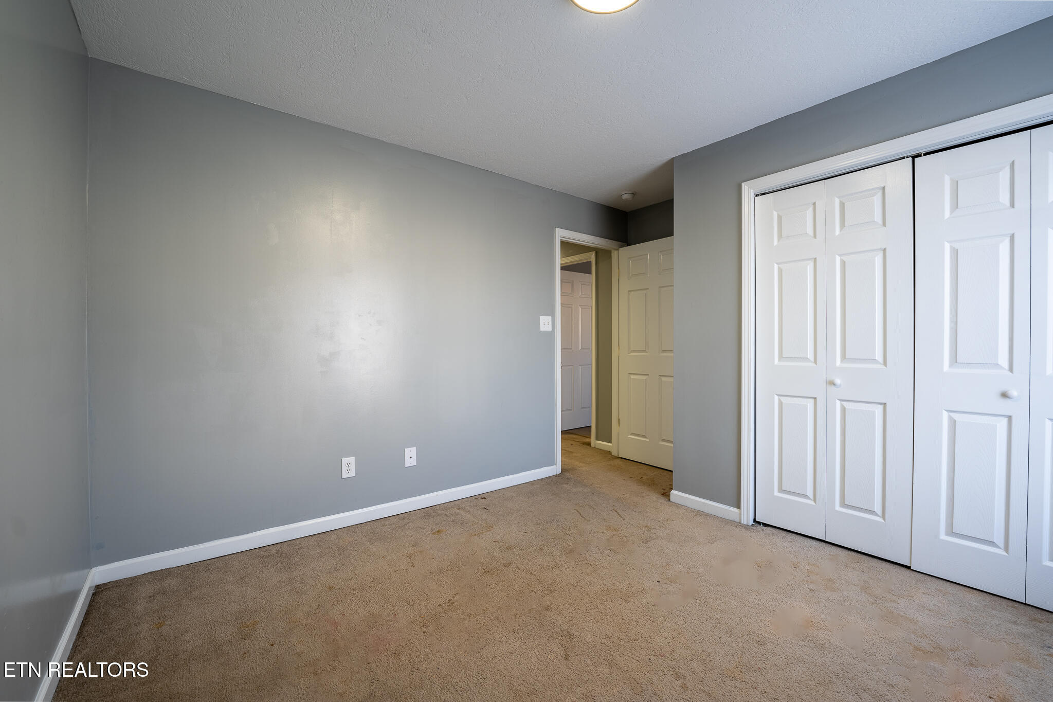 2122 Gatehouse Lane Property Photo 28