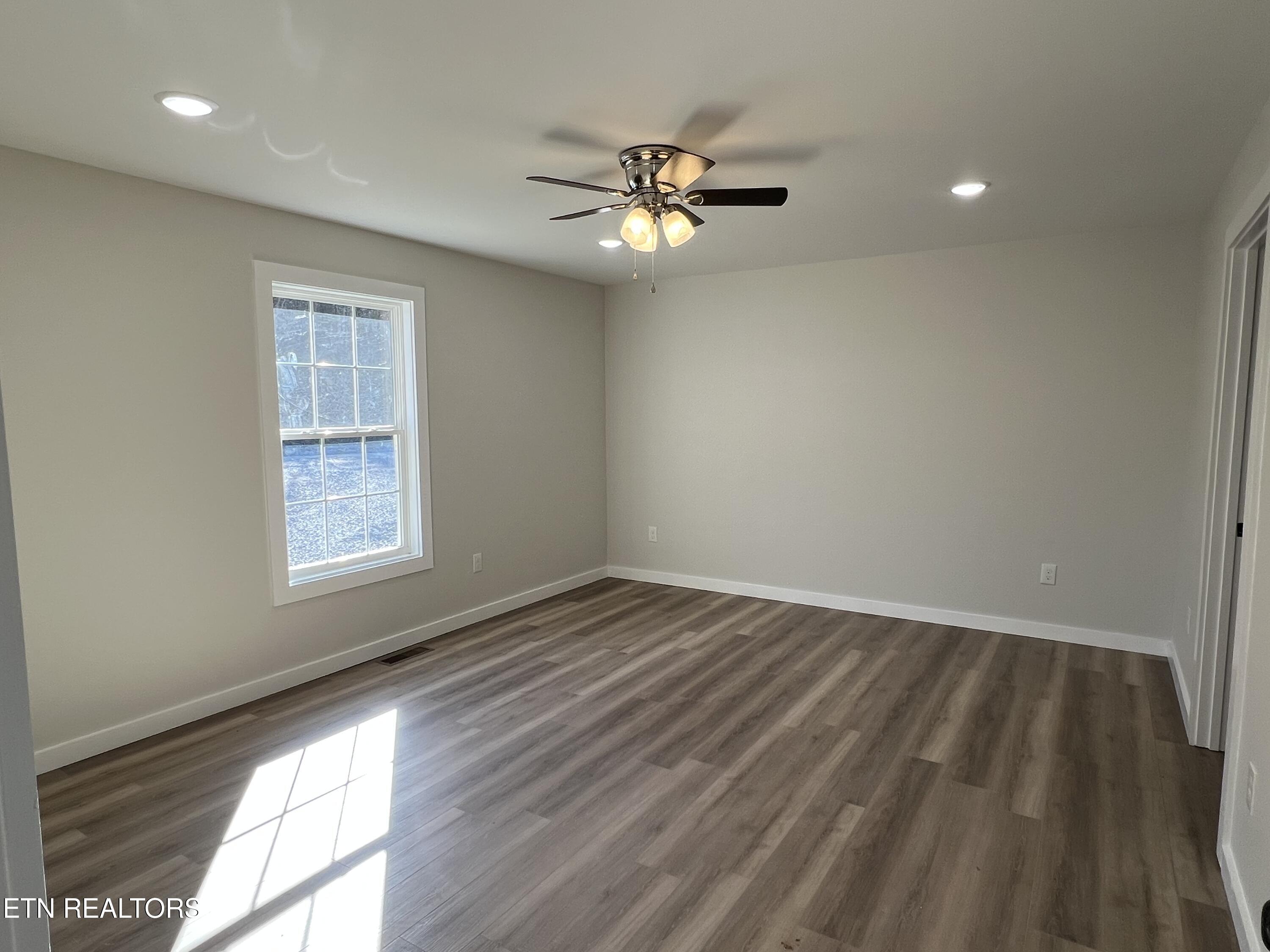 4011 Neighborly Way Property Photo 2