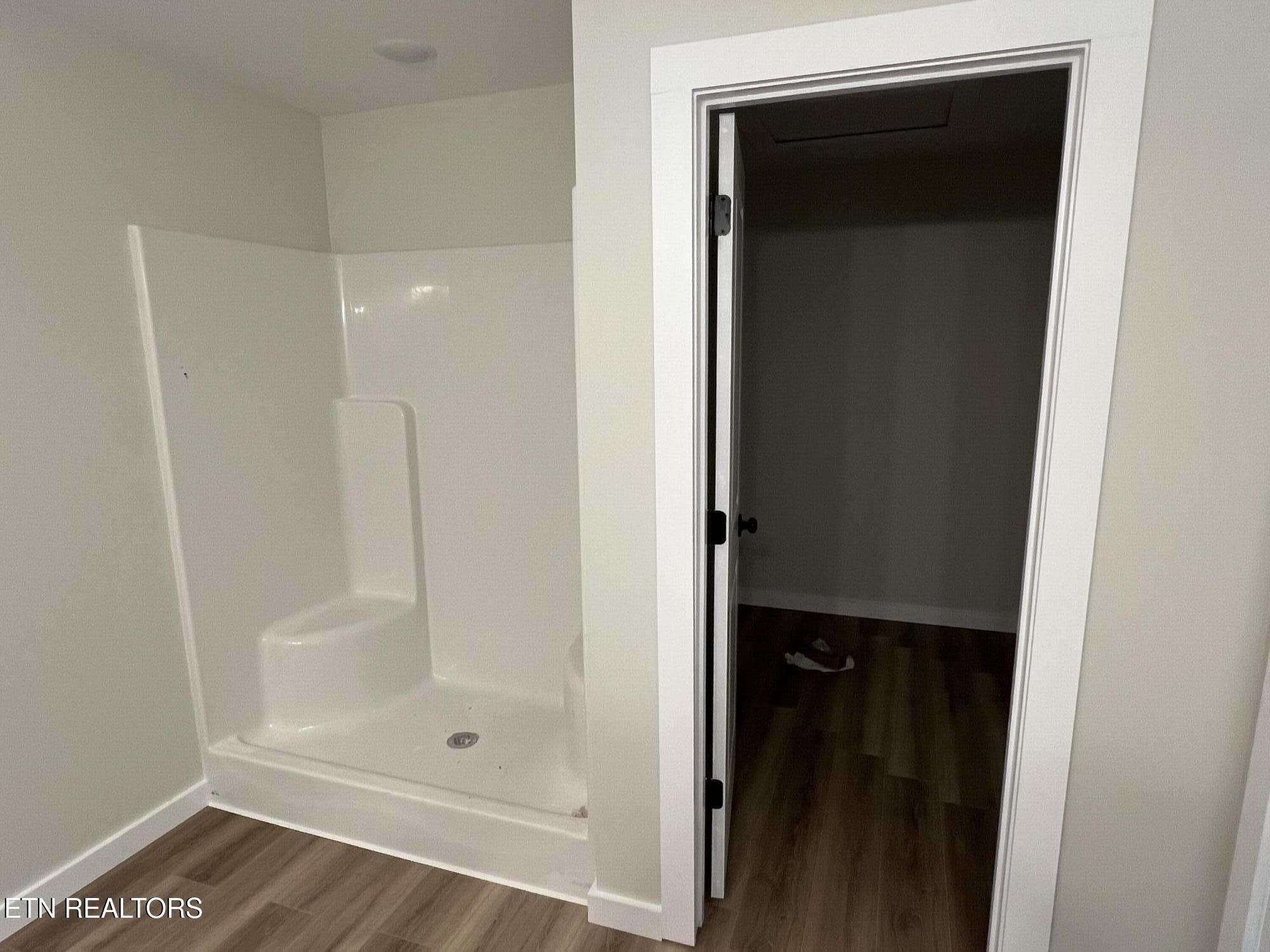 4011 Neighborly Way Property Photo 6