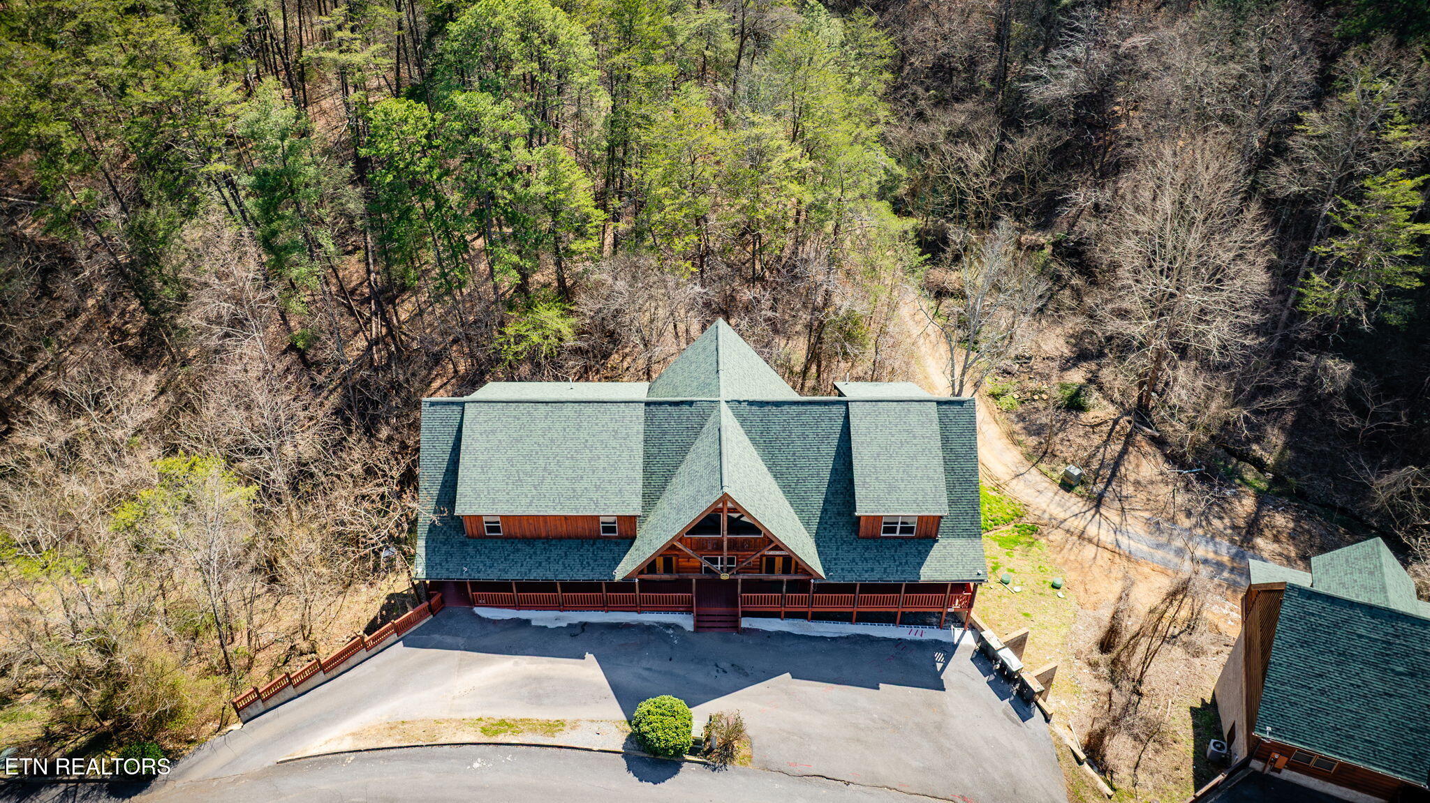 1934 Bear Creek Falls Way Property Photo 55