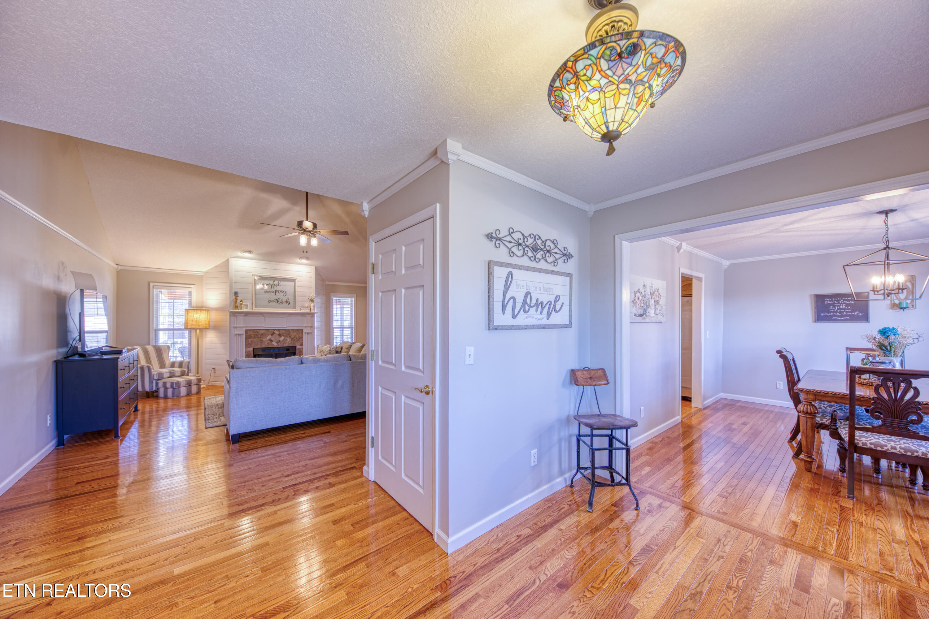 429 Woodgate Drive Property Photo 11