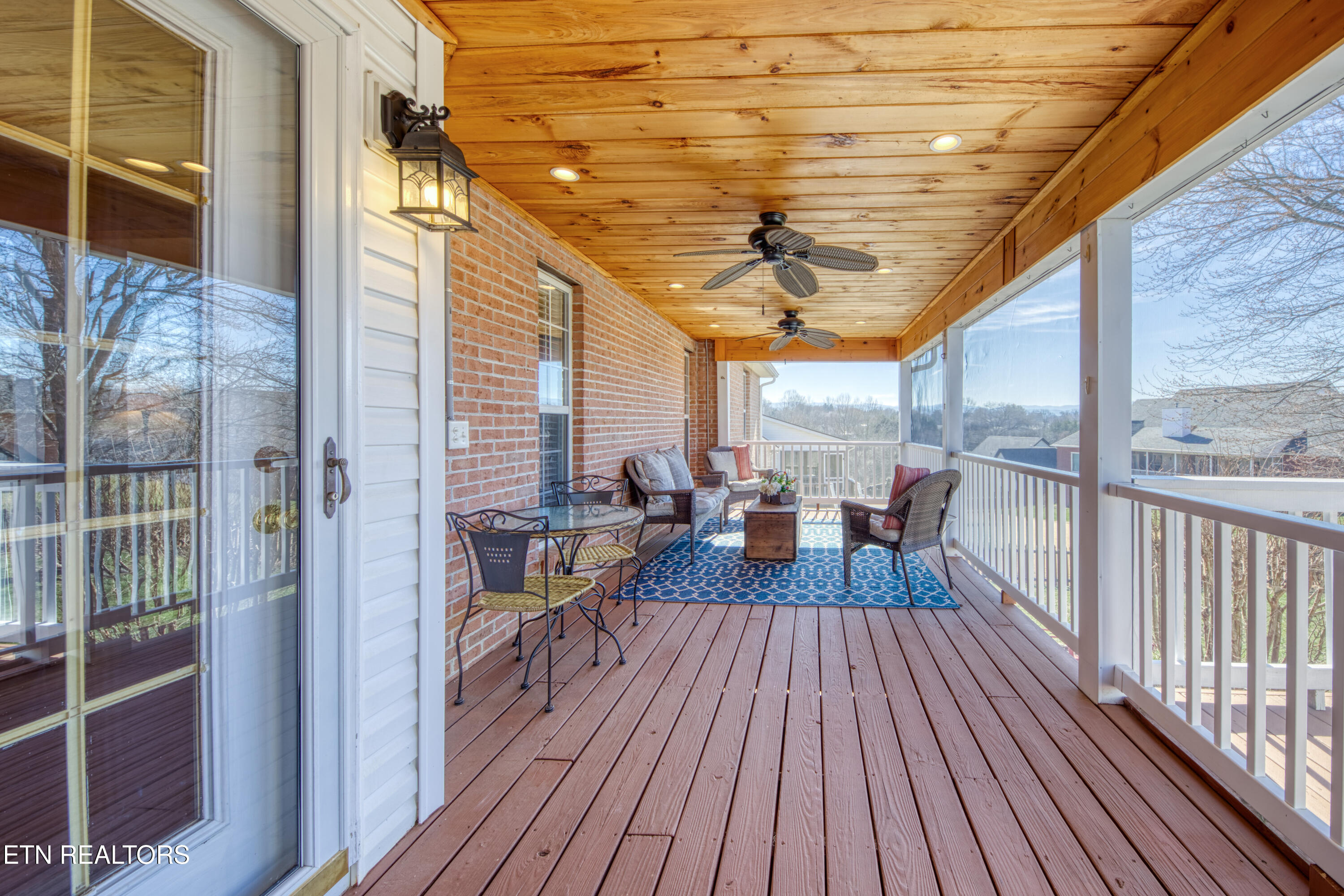 429 Woodgate Drive Property Photo 34