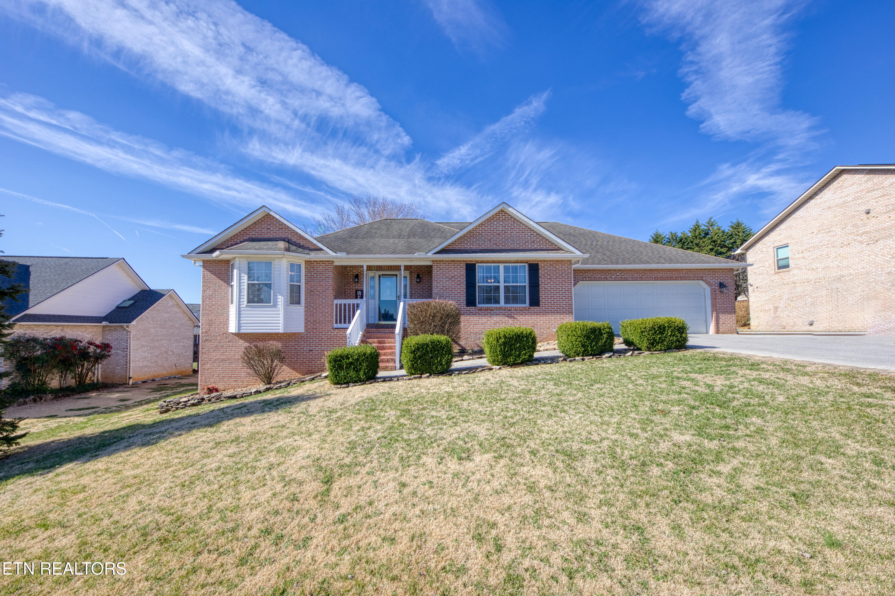 429 Woodgate Drive Property Photo 40
