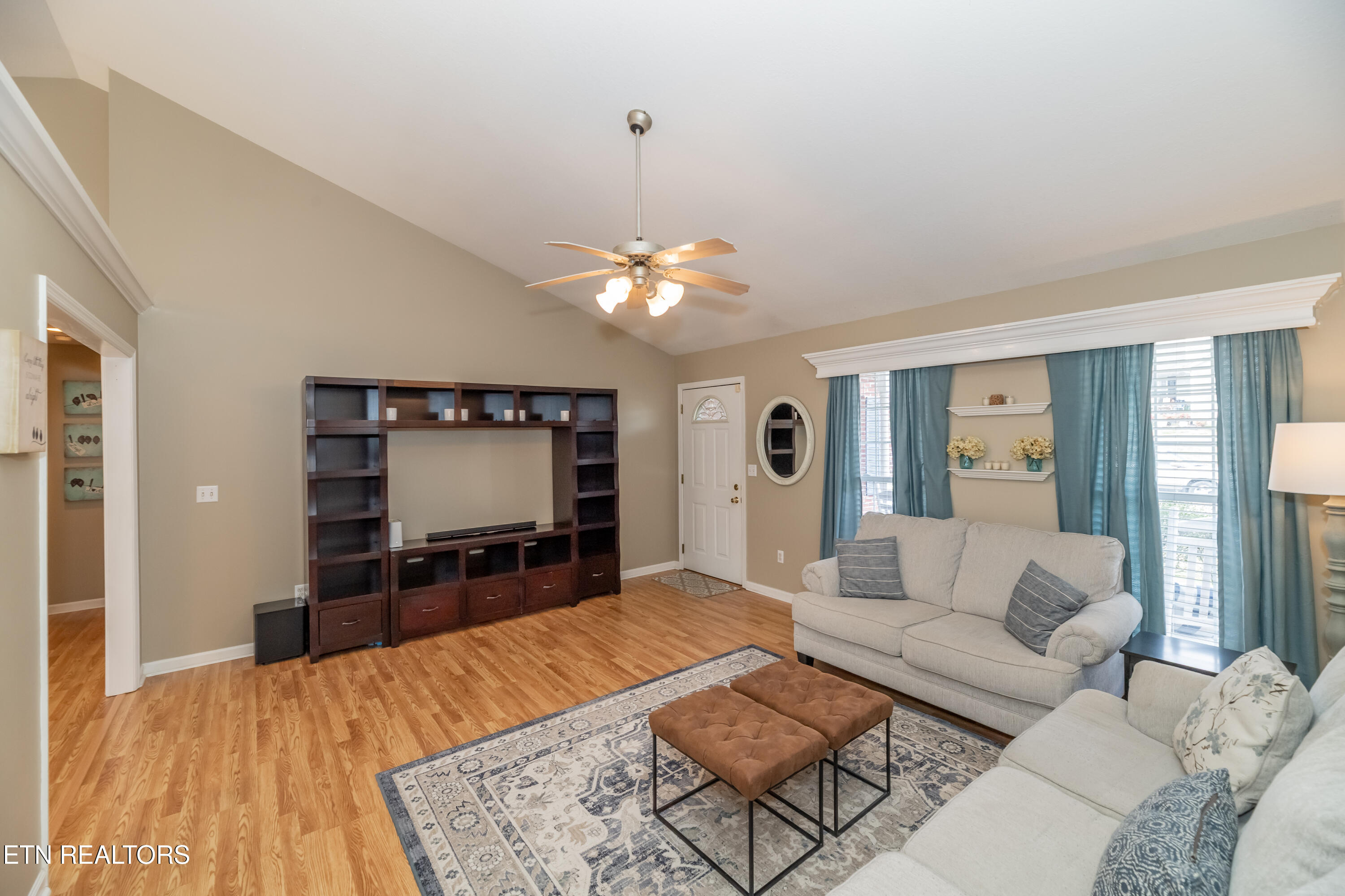708 Whitesburg Drive Property Photo 6
