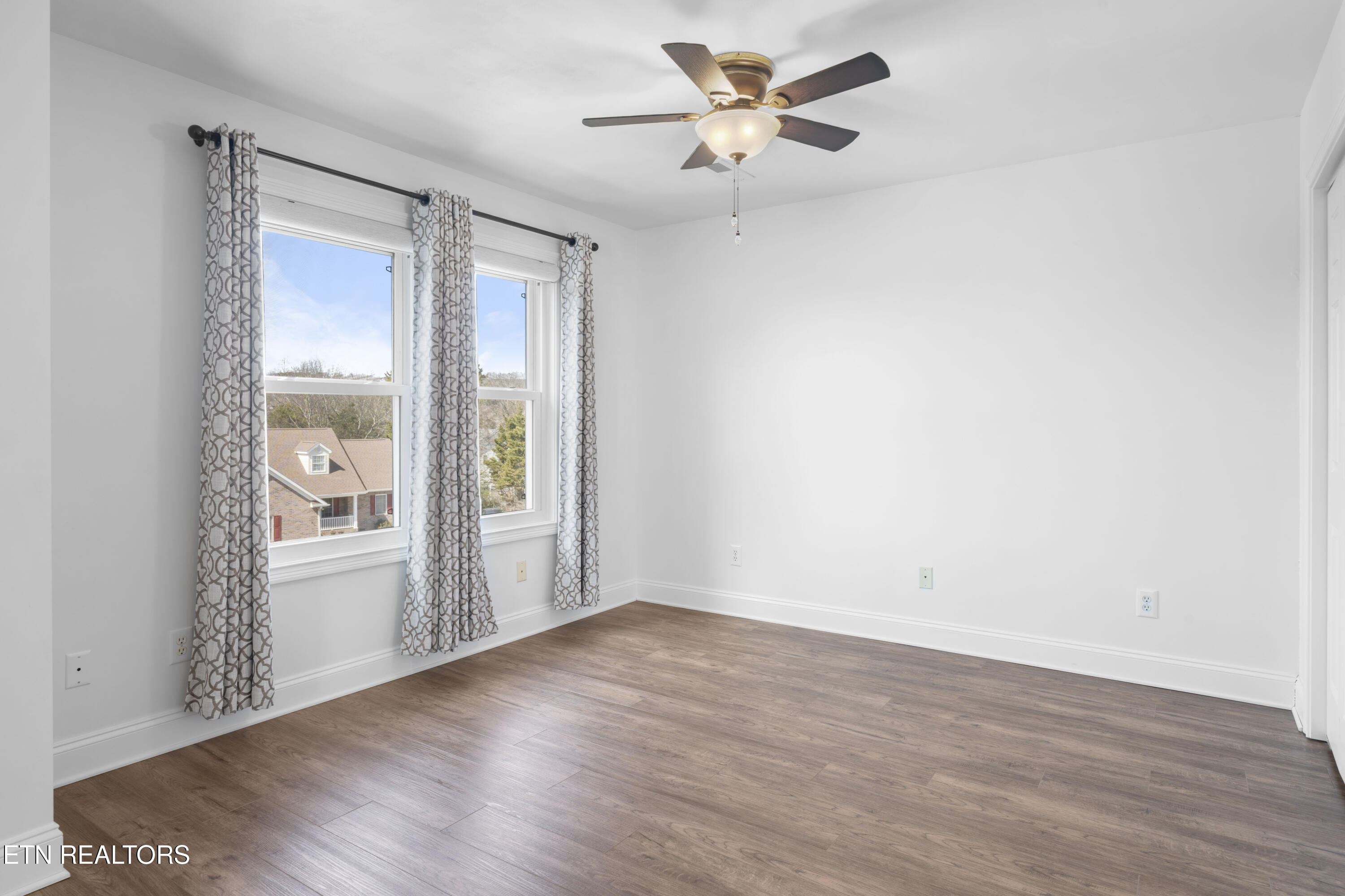5300 Summer Rose Blvd Property Photo 21