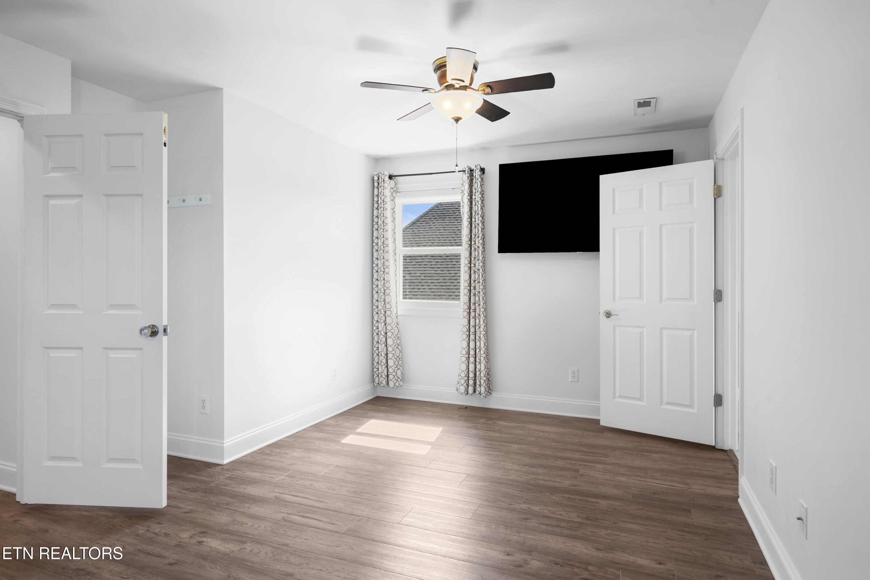 5300 Summer Rose Blvd Property Photo 23