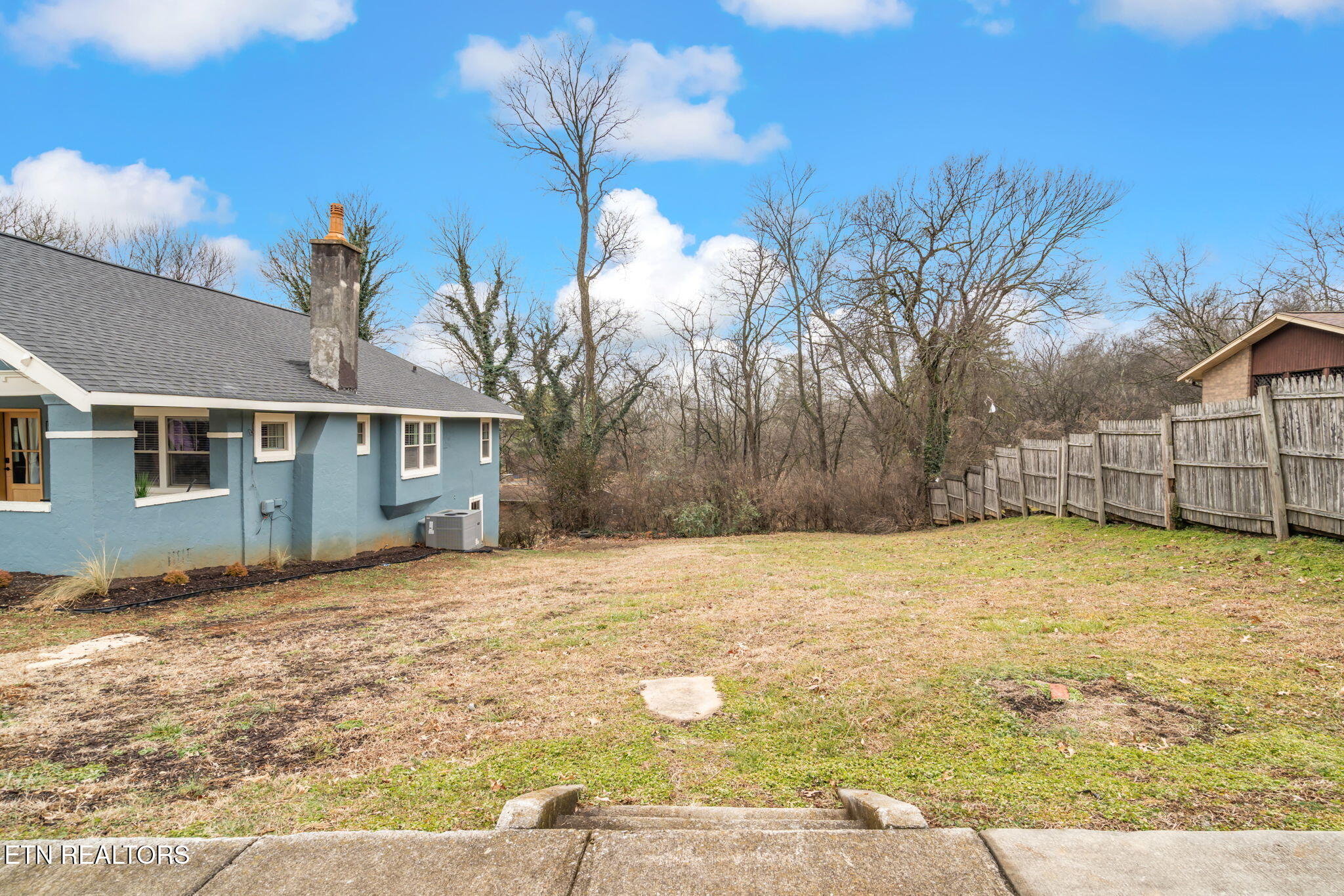 725 Se Witt Place Property Photo 53