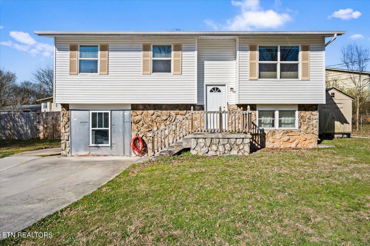 2615 Moccasin Lane Property Photo 1