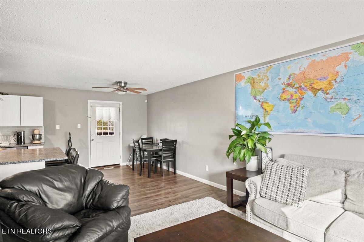 2615 Moccasin Lane Property Photo 5