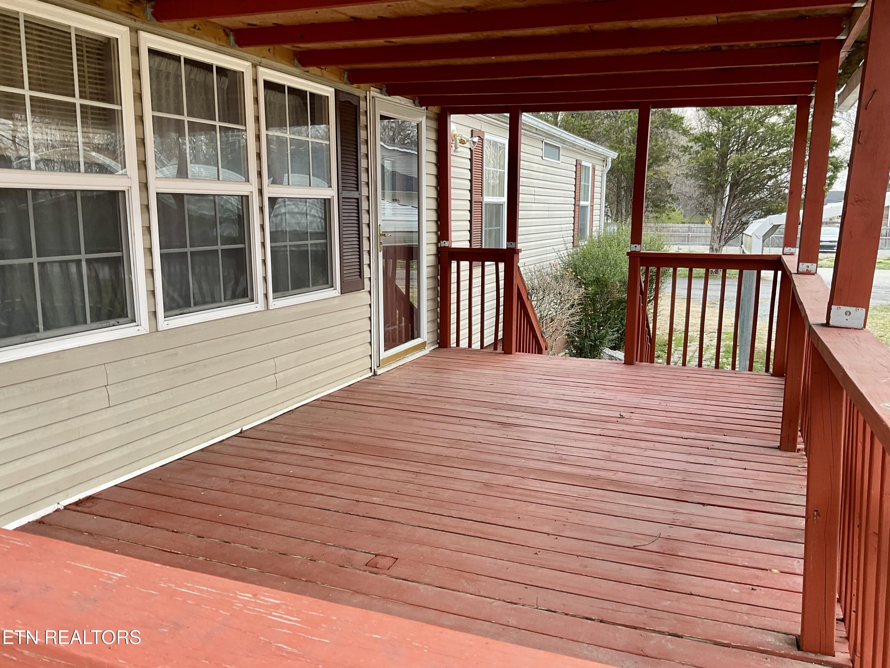 203 Pinedale Street St Property Photo 3