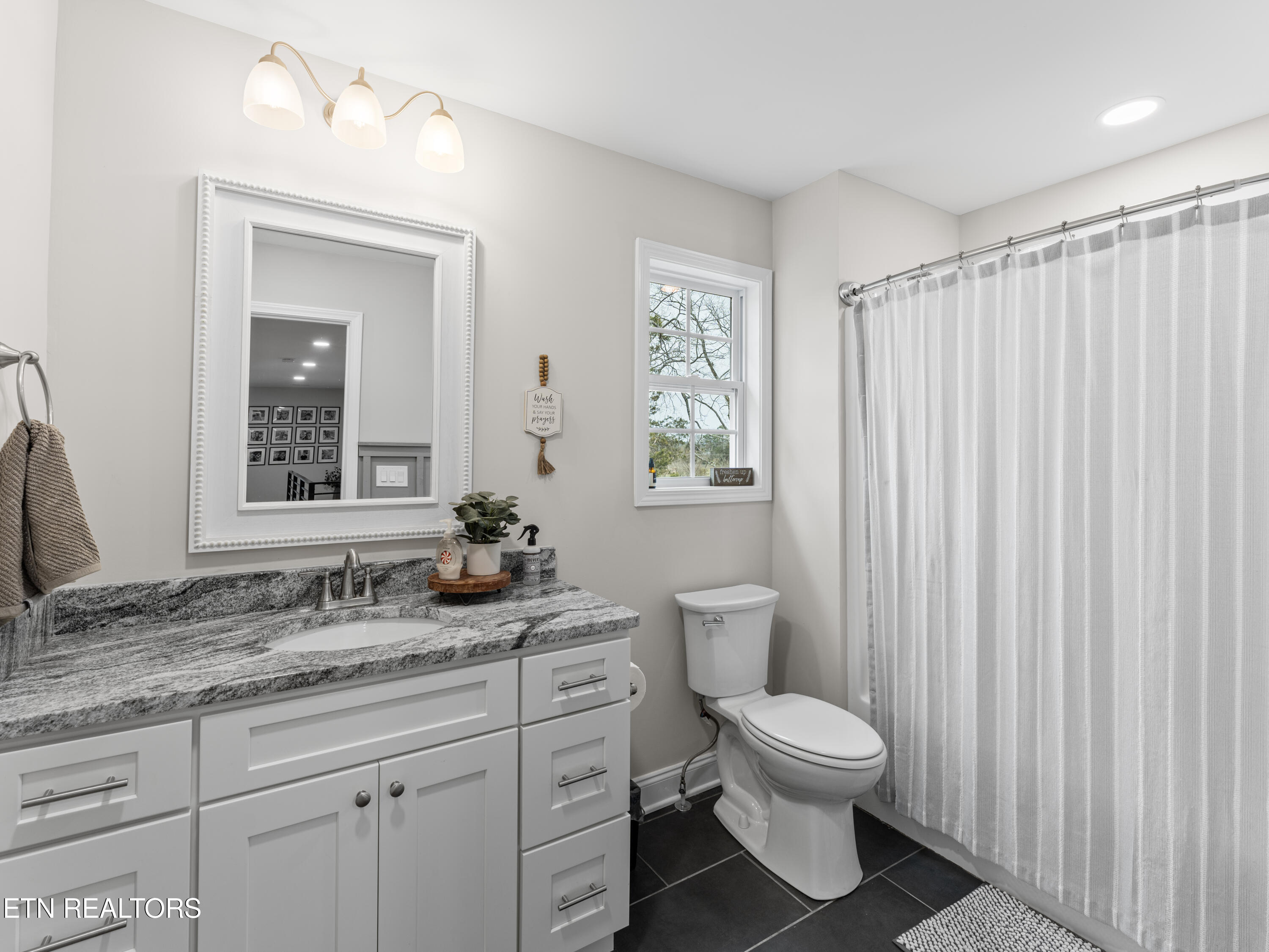 7820 Lake Mountain Lane Property Photo 19