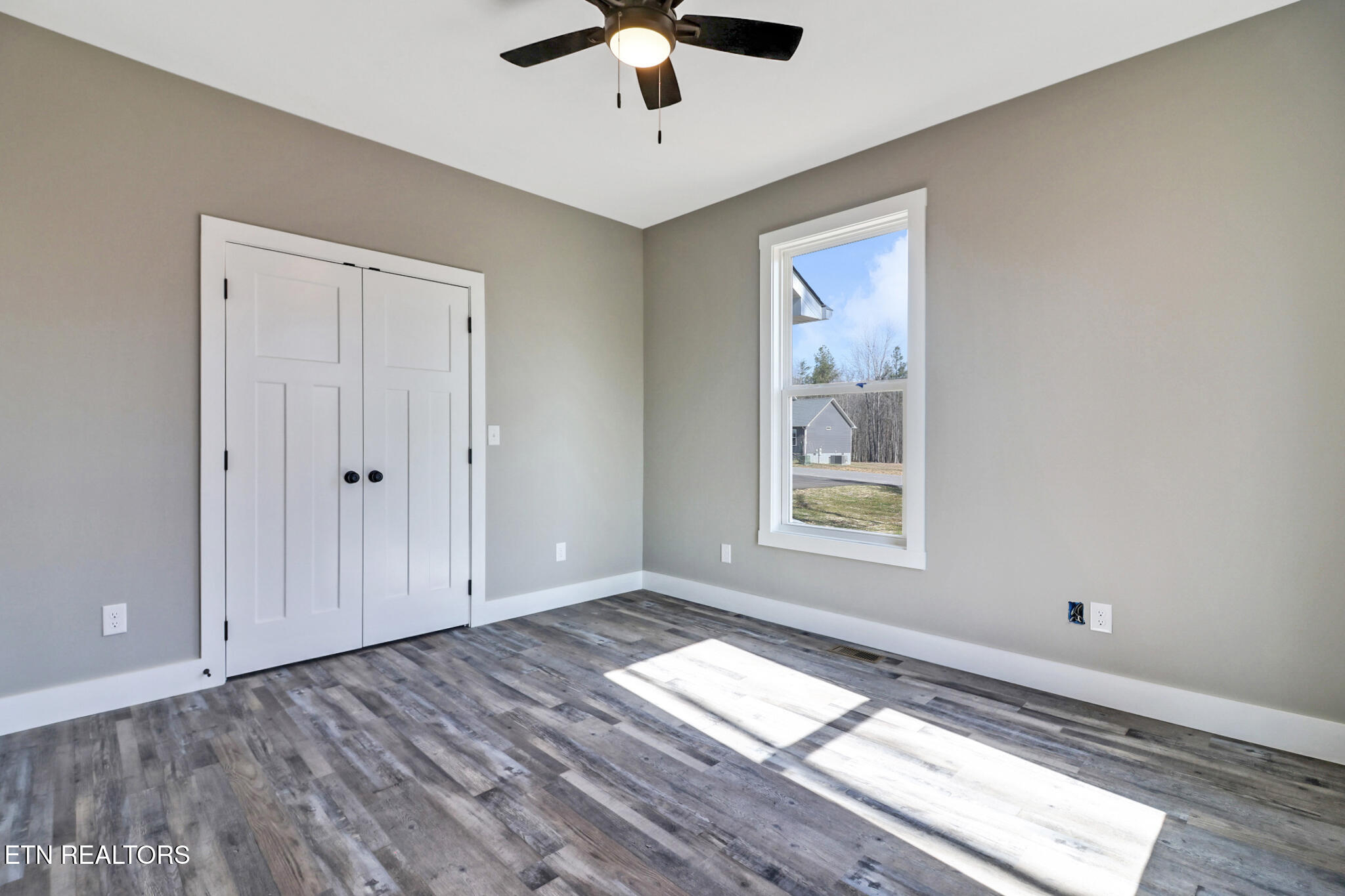 108 Creekview Court Property Photo 23