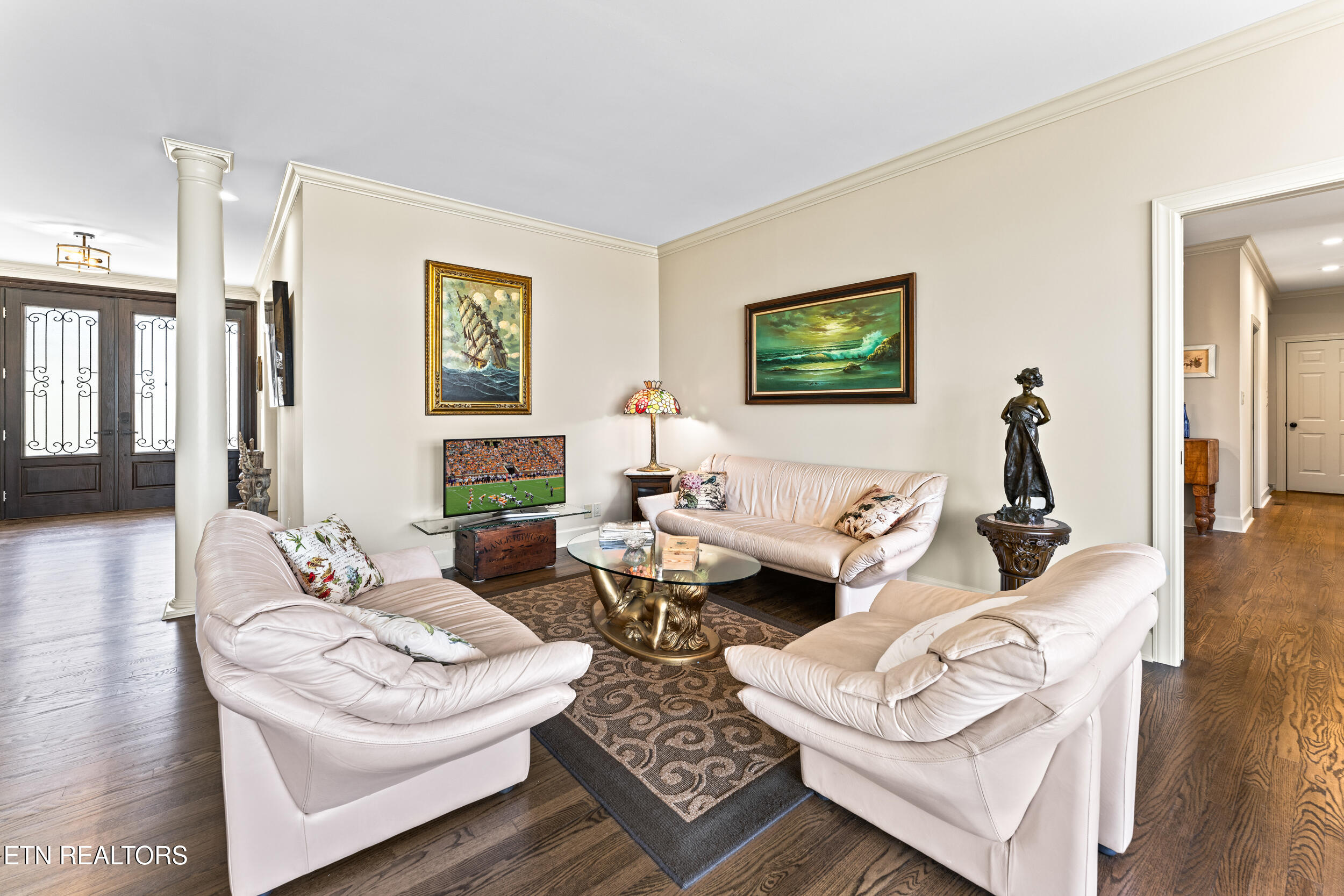 2304 Lakemoor Drive Property Photo 14