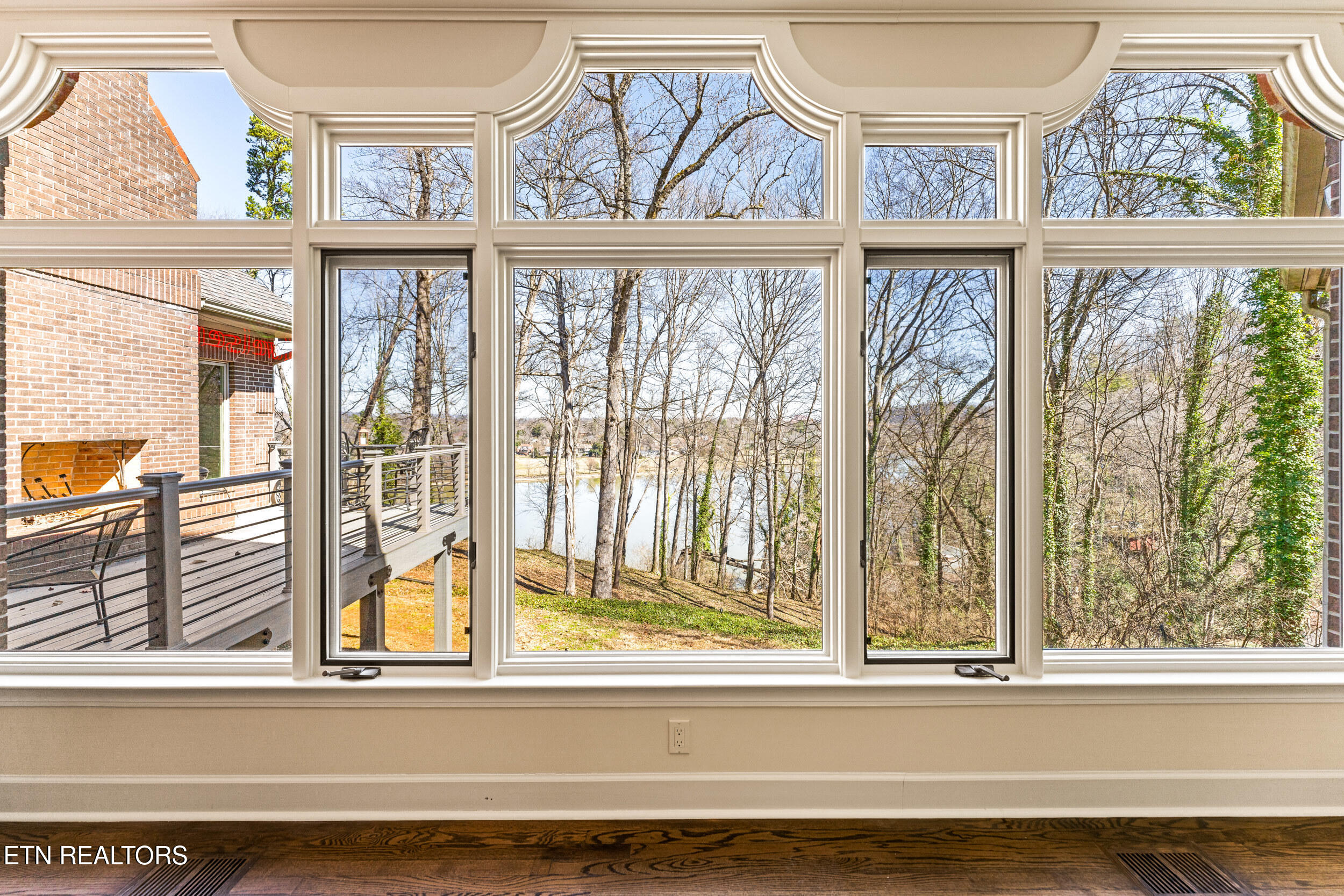 2304 Lakemoor Drive Property Photo 60