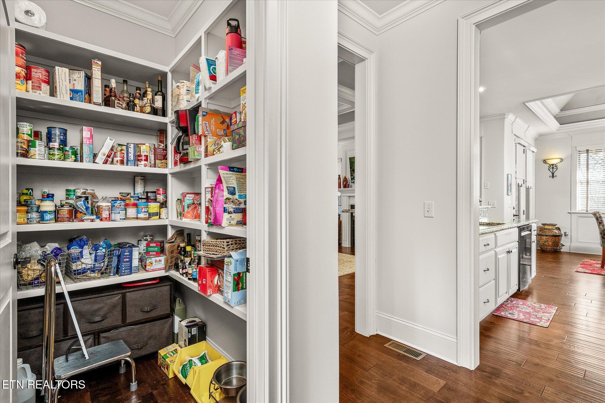 12 Inwood Drive Property Photo 14