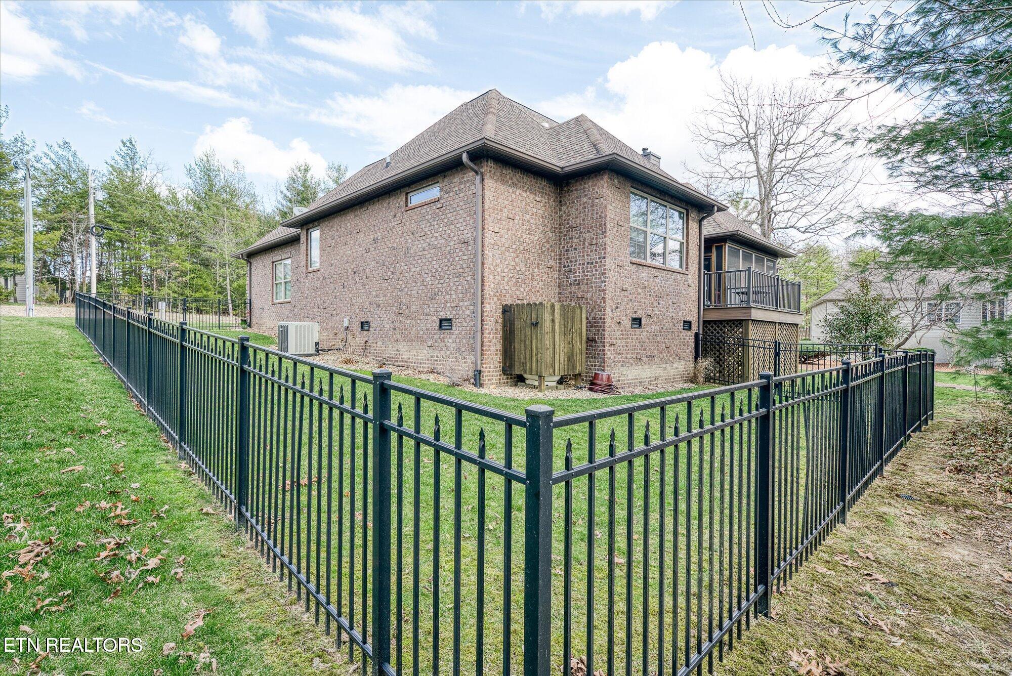 12 Inwood Drive Property Photo 34