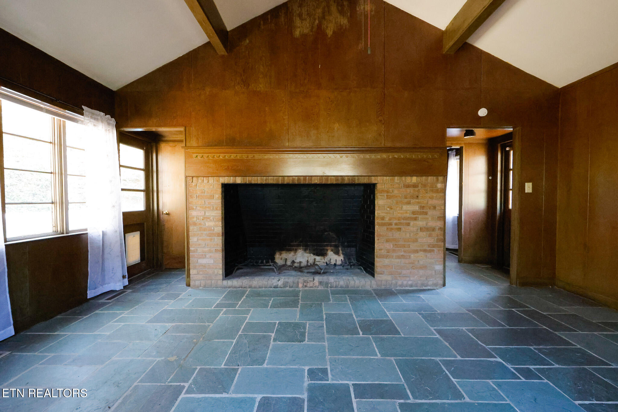 3408 Montlake Drive Property Photo 5