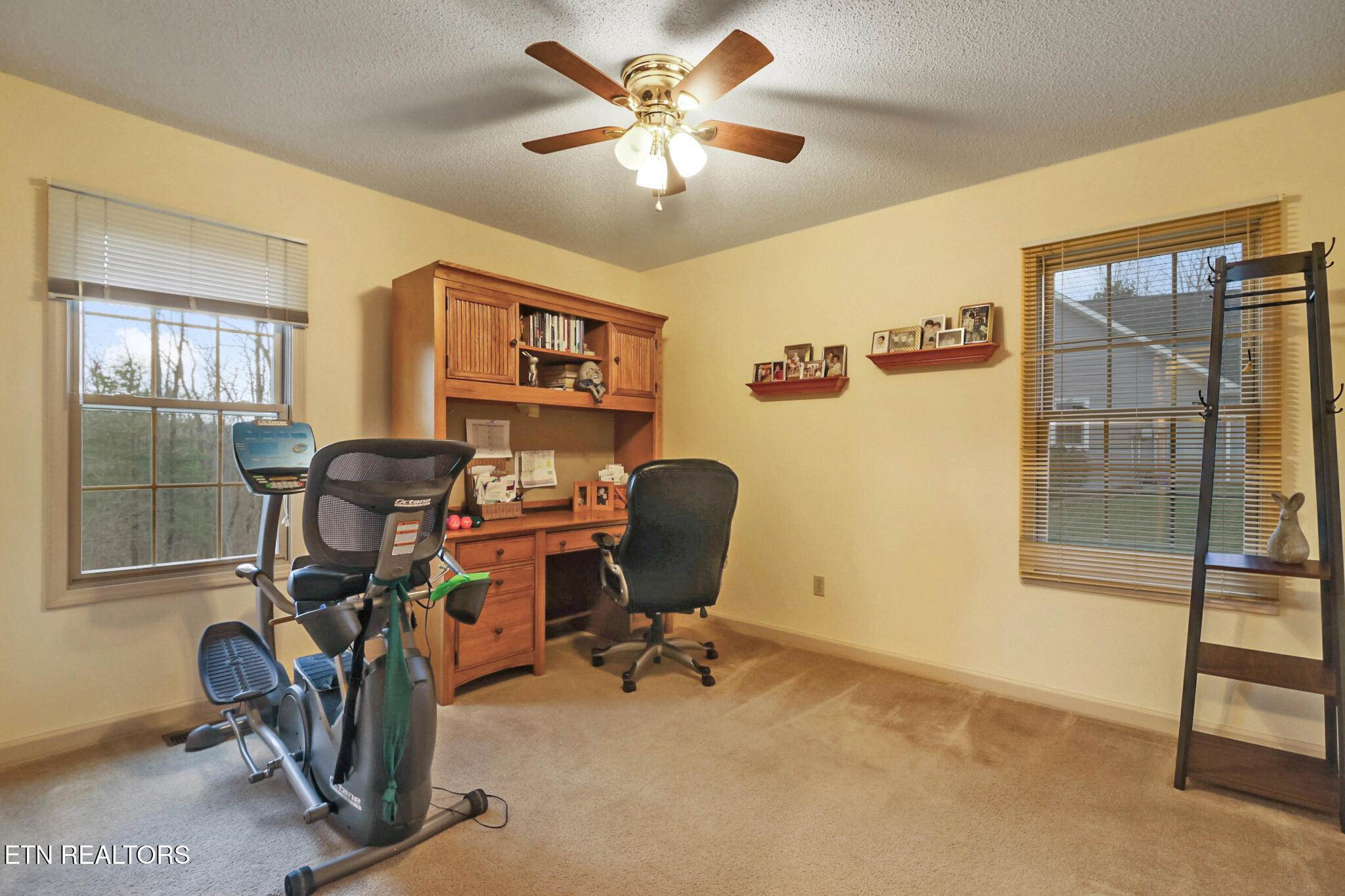 295 Kingsdown Drive Property Photo 17