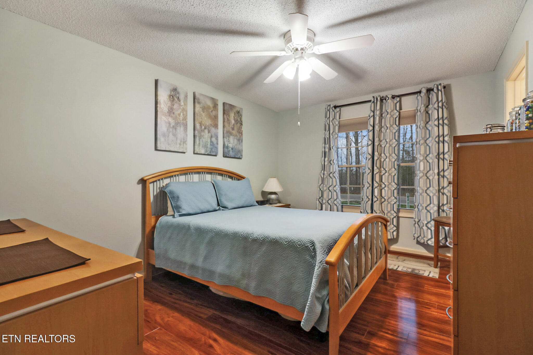 295 Kingsdown Drive Property Photo 22