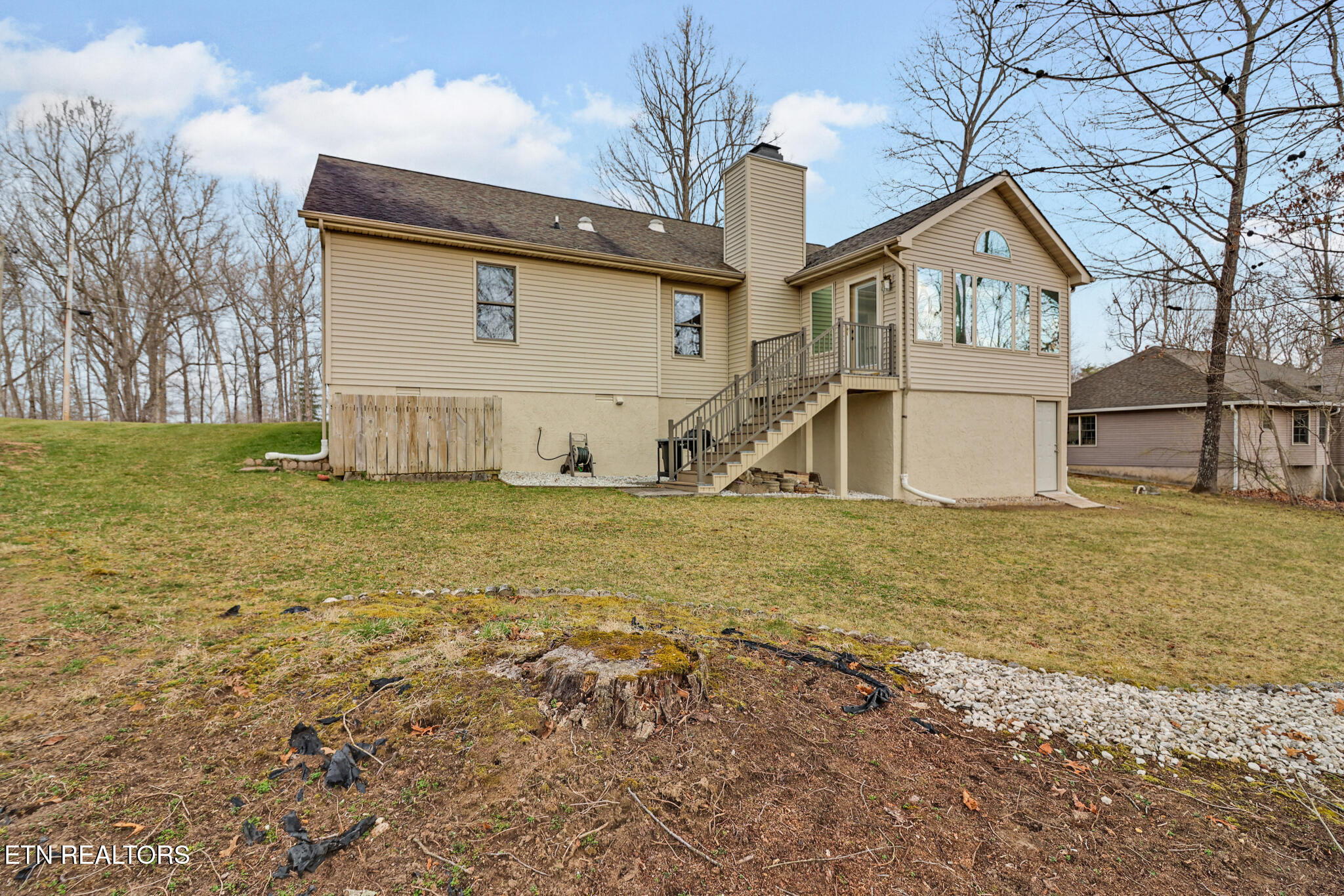 295 Kingsdown Drive Property Photo 34