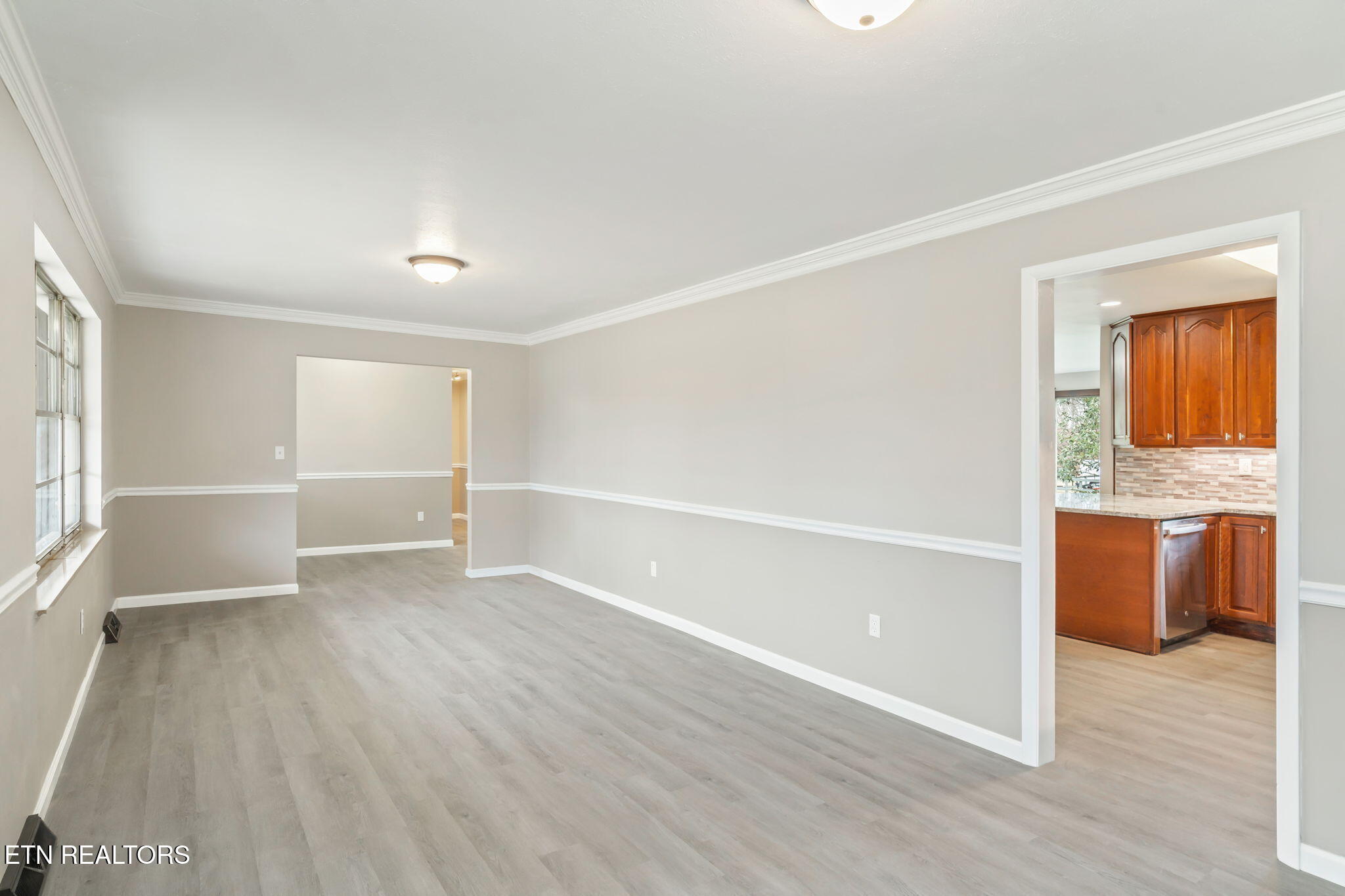4506 Terrace View Rd Property Photo 10