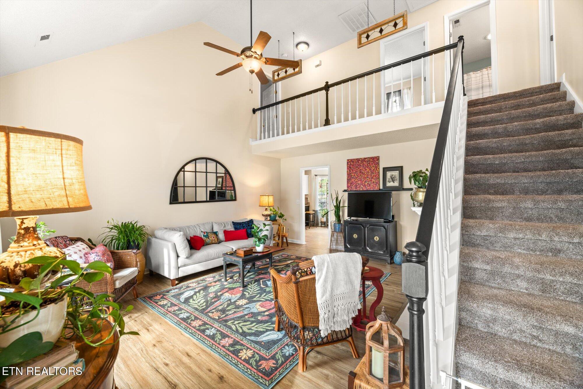 11413 Goldenview Lane Property Photo 3