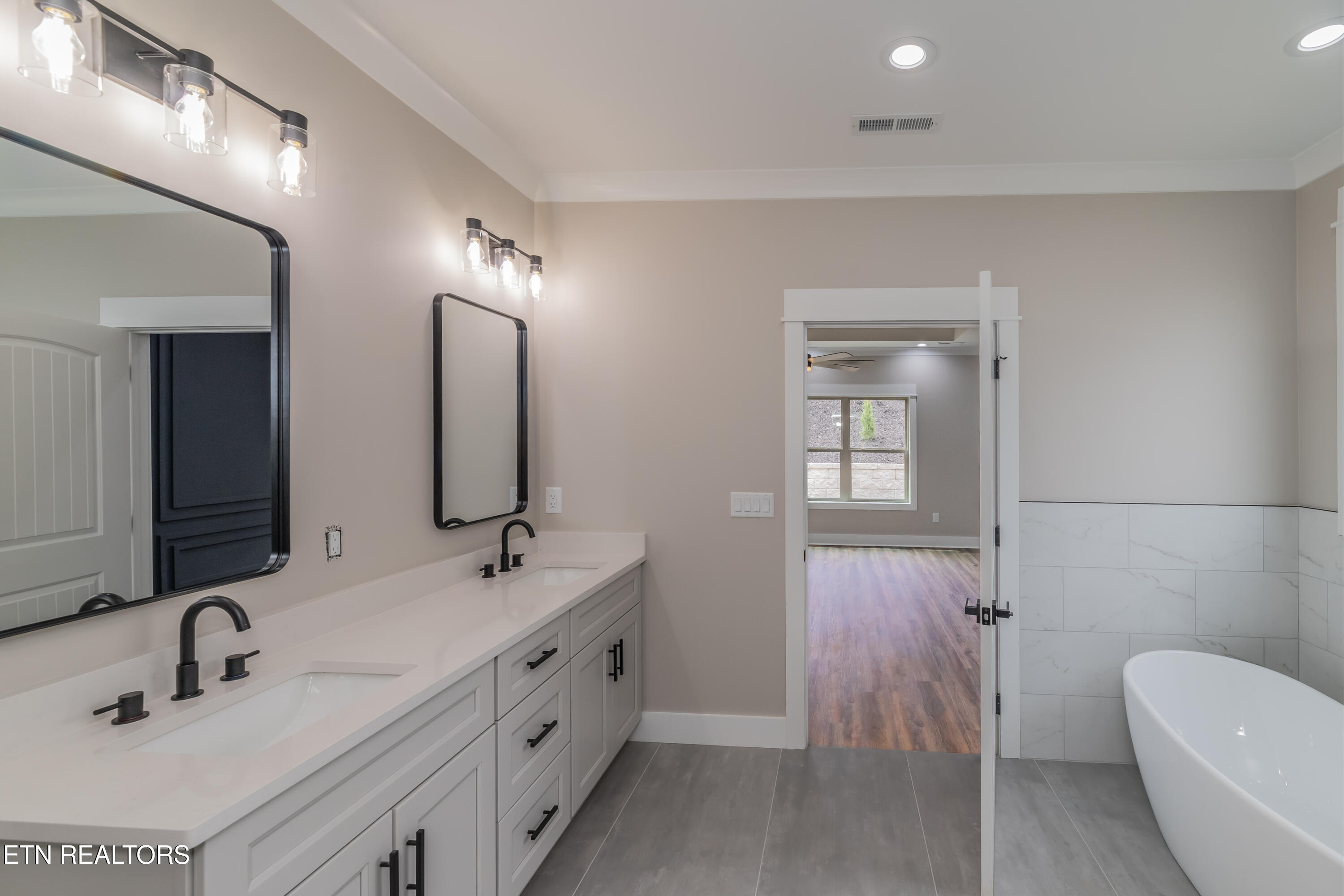 115 Oonoga Way Property Photo 33