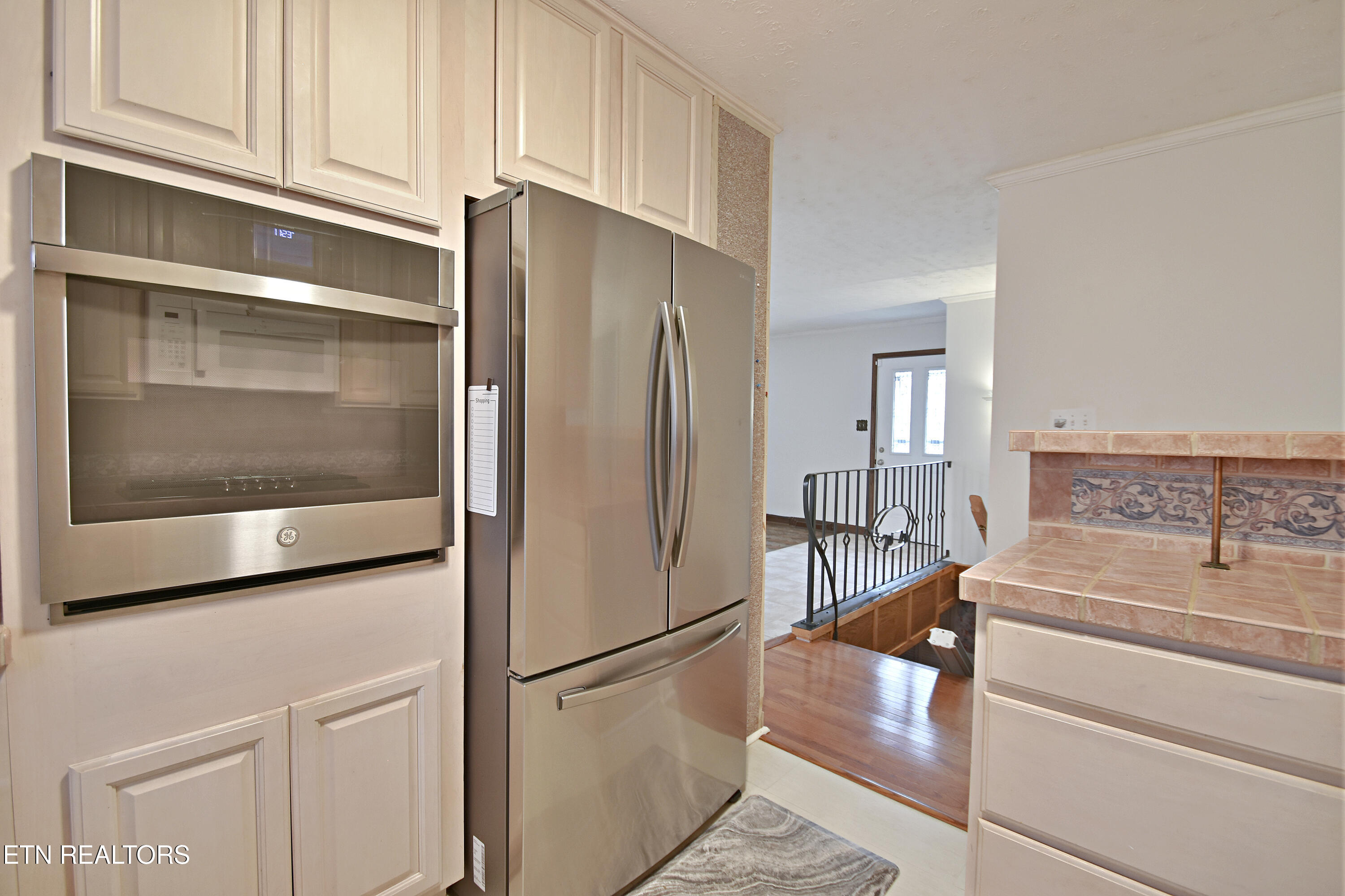 5833 Briercliff Rd Property Photo 8
