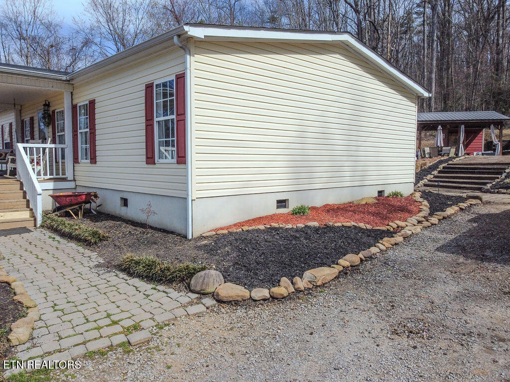260 County Road 384 Property Photo 2