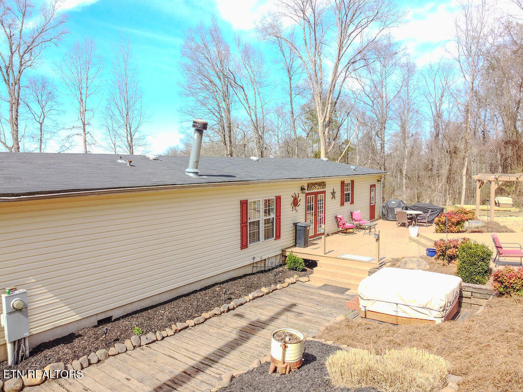 260 County Road 384 Property Photo 5