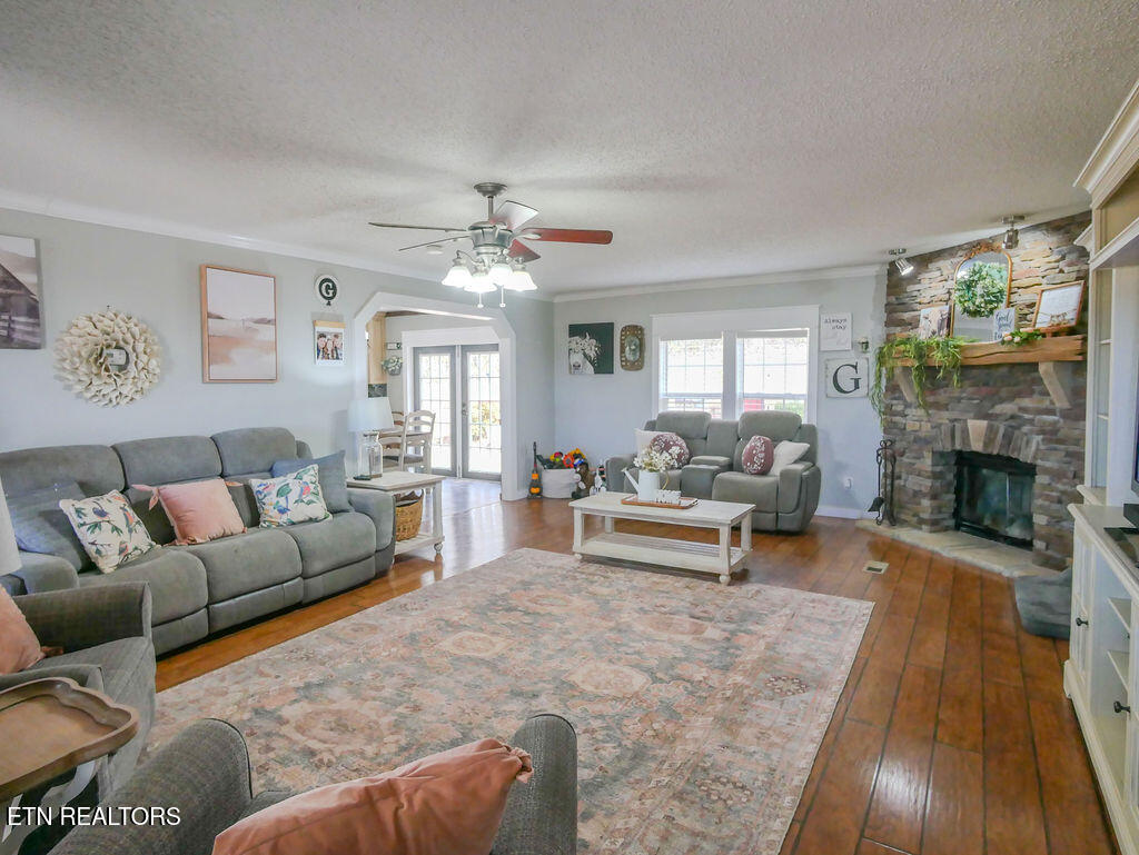 260 County Road 384 Property Photo 25
