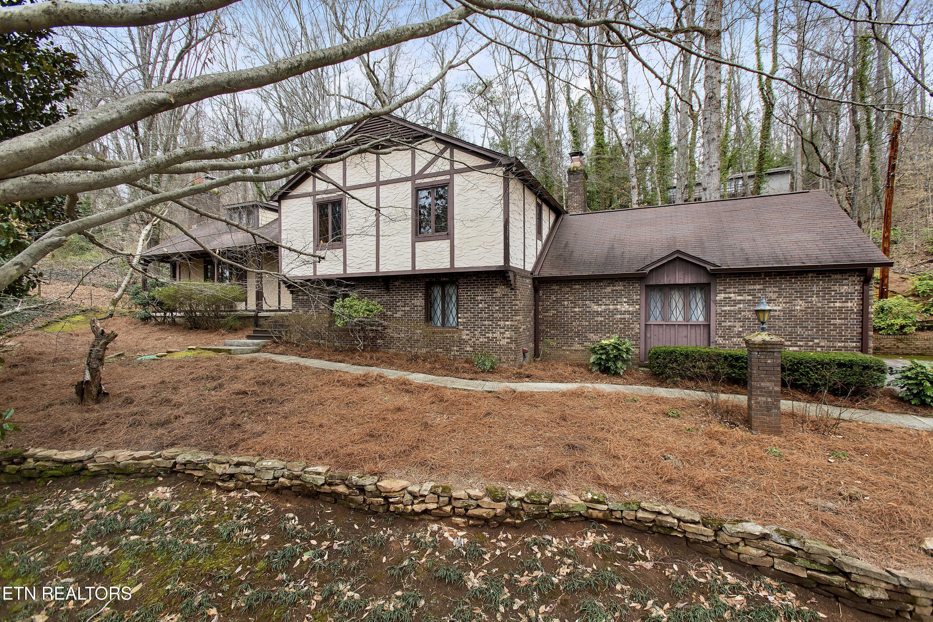 3217 Montlake Drive Property Photo