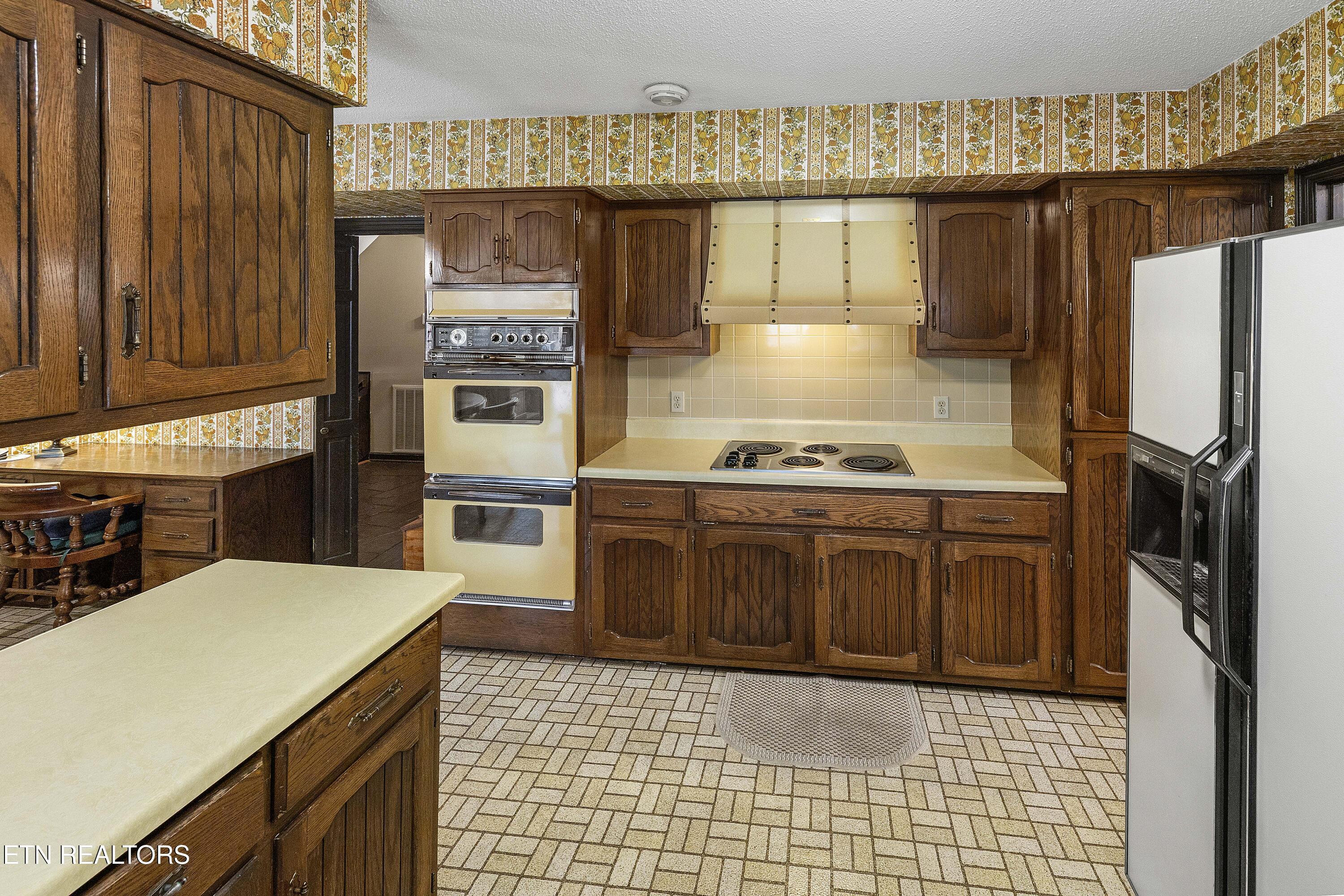 3217 Montlake Drive Property Photo 16