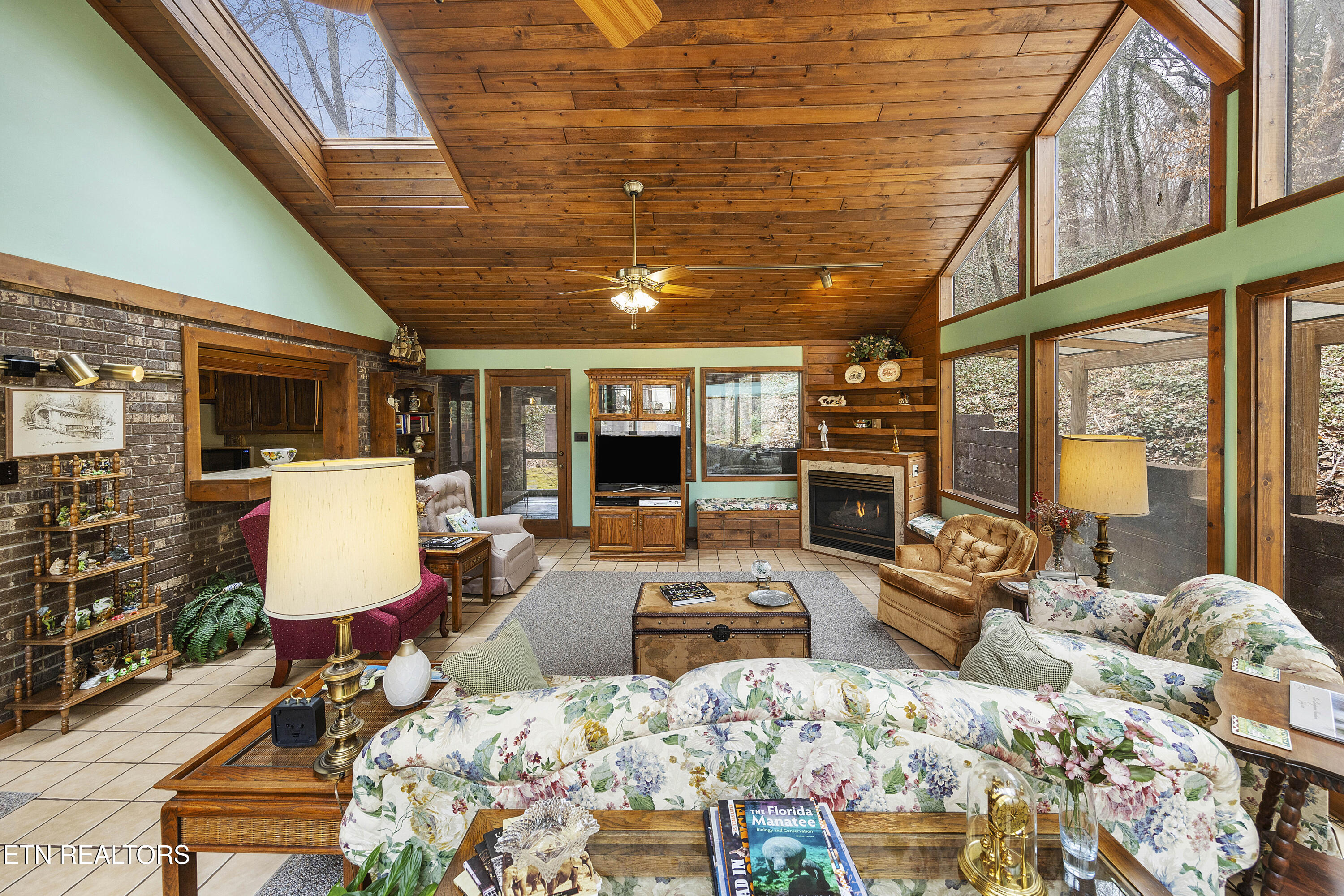 3217 Montlake Drive Property Photo 19