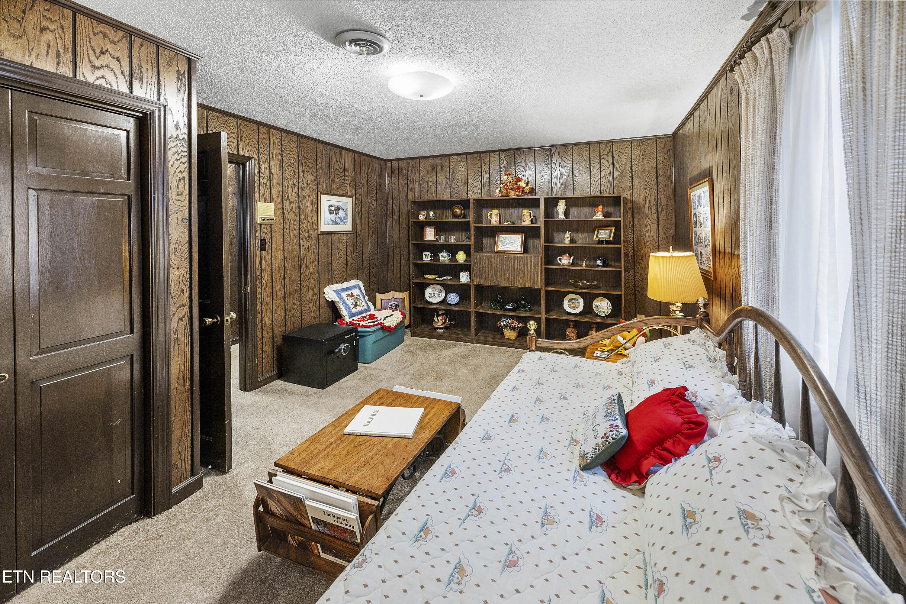 3217 Montlake Drive Property Photo 24