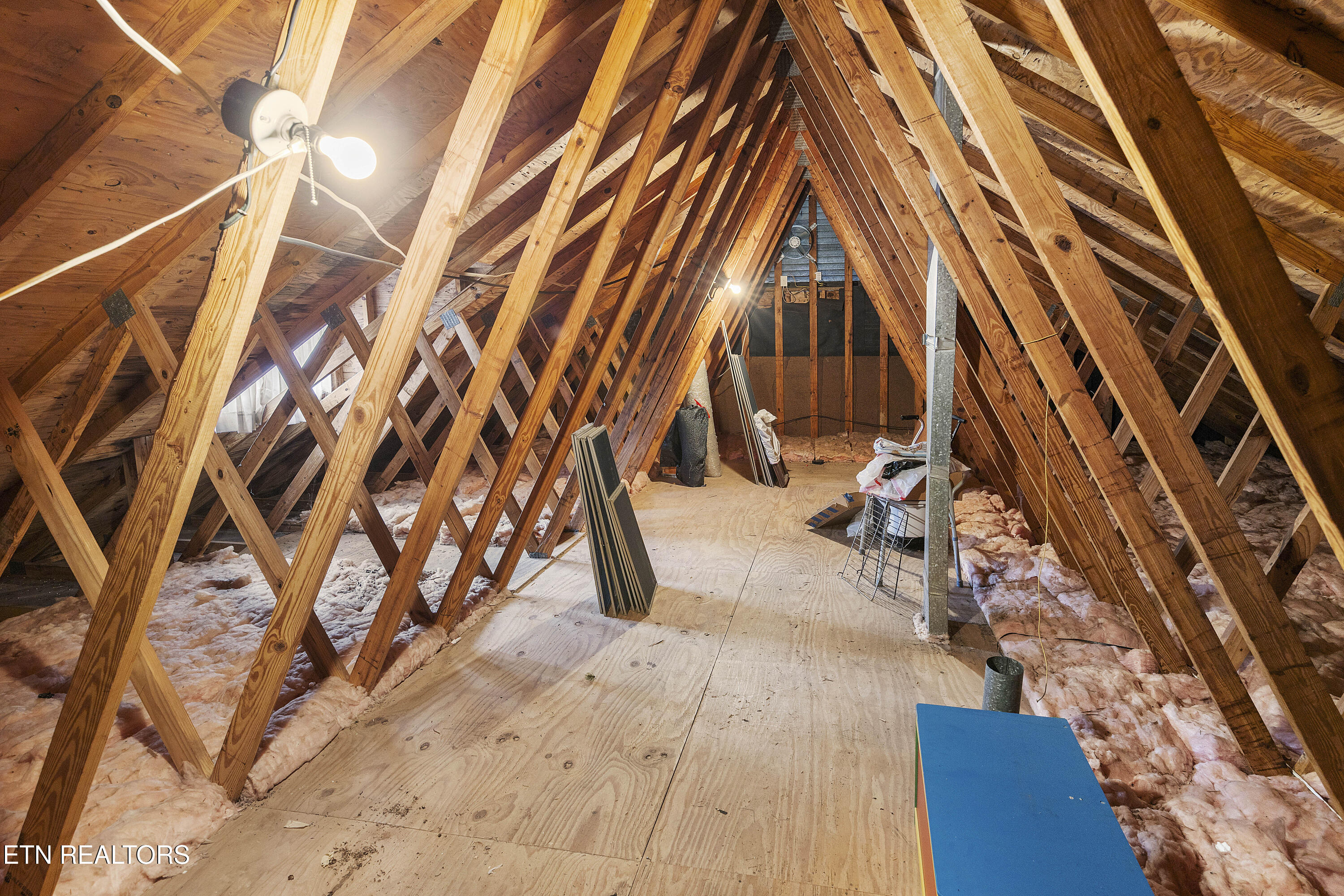 3217 Montlake Drive Property Photo 40