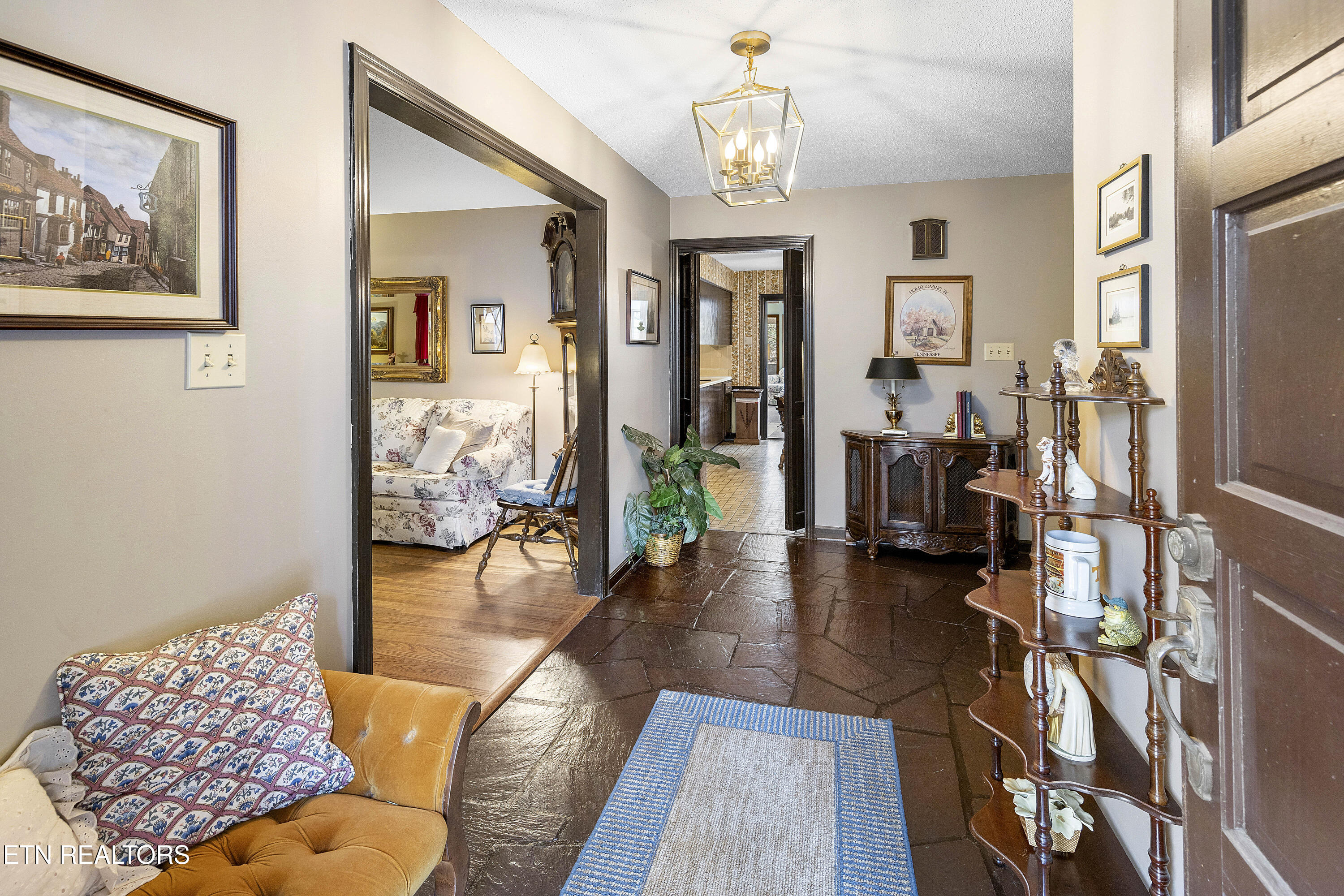 3217 Montlake Drive Property Photo 44