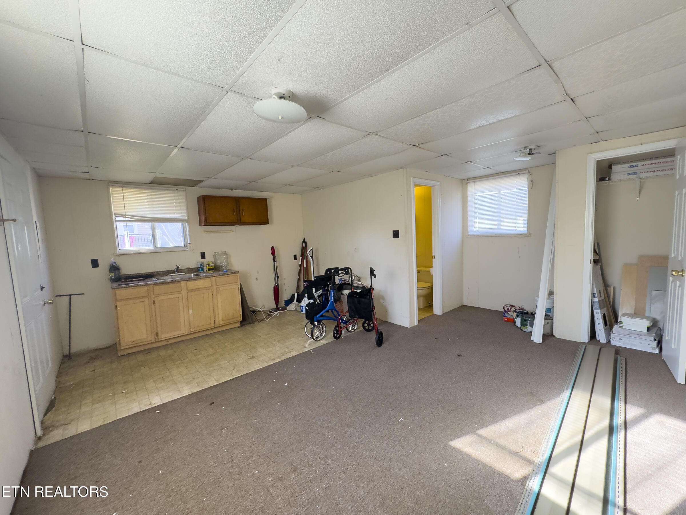 124 E Churchwell Ave Property Photo 50