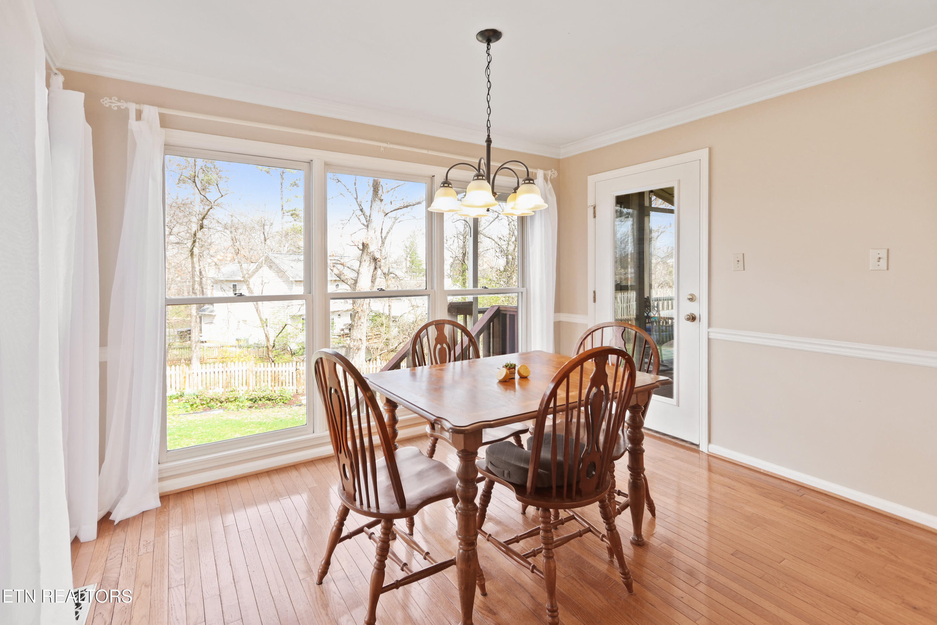 9041 Straw Flower Drive Property Photo 12